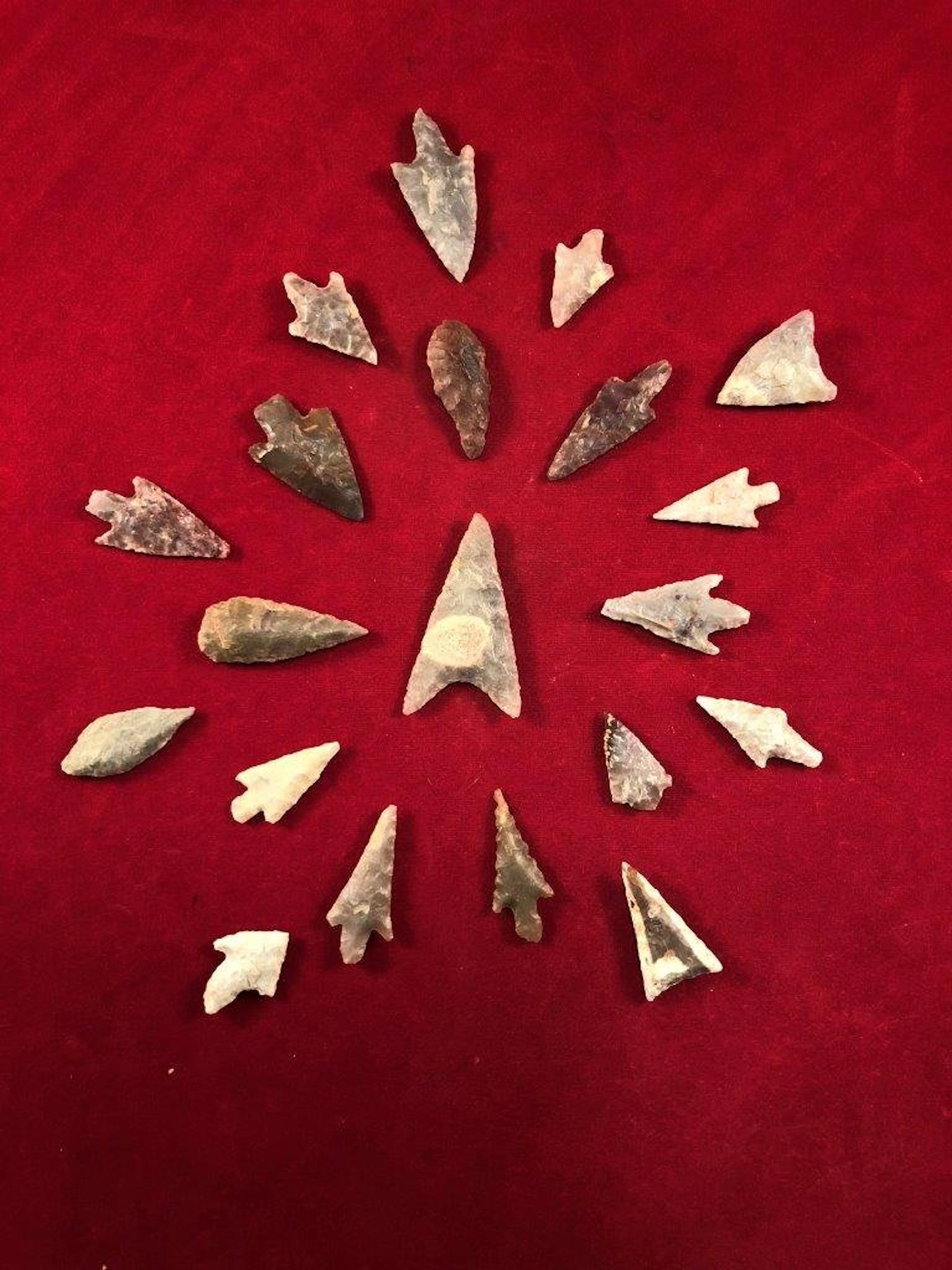 20 neolithic points indian artifact arrowhead