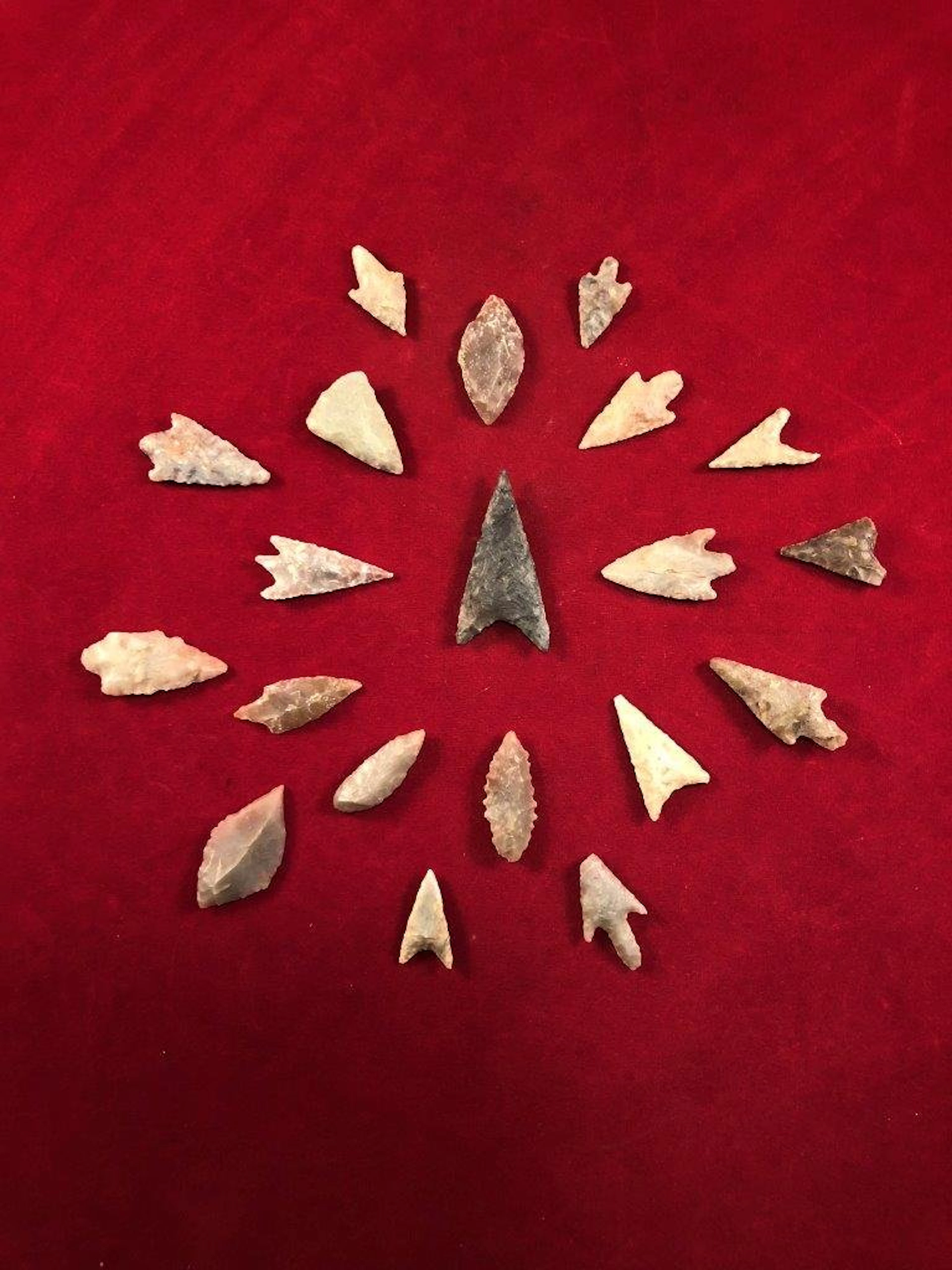 20 neolithic points indian artifact arrowhead
