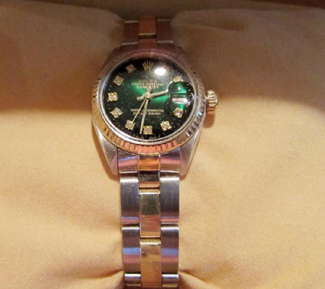 Women Diamond Emerald 18k Gold Rolex Watch