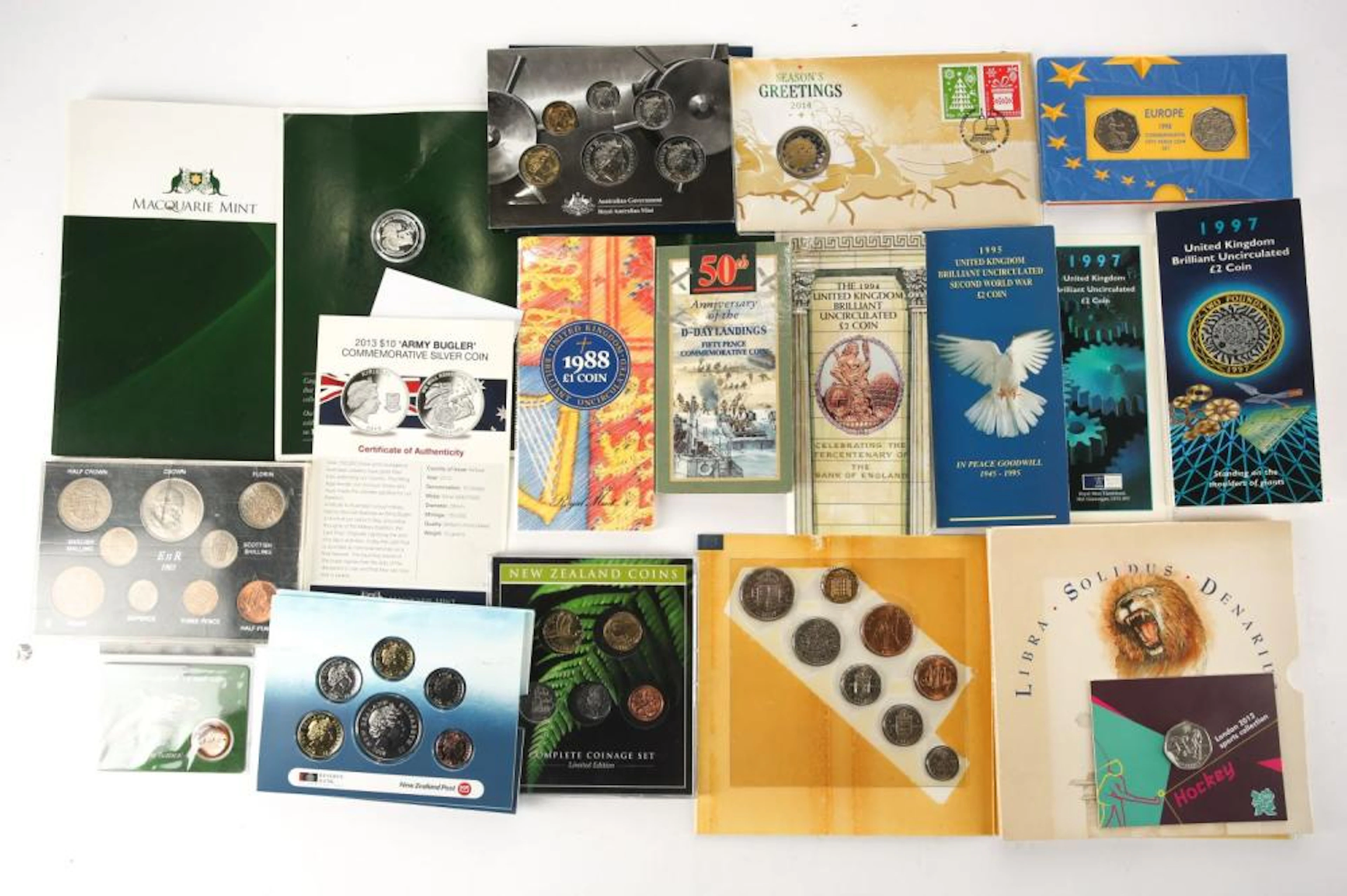 A collection of uncirculated QEII £2