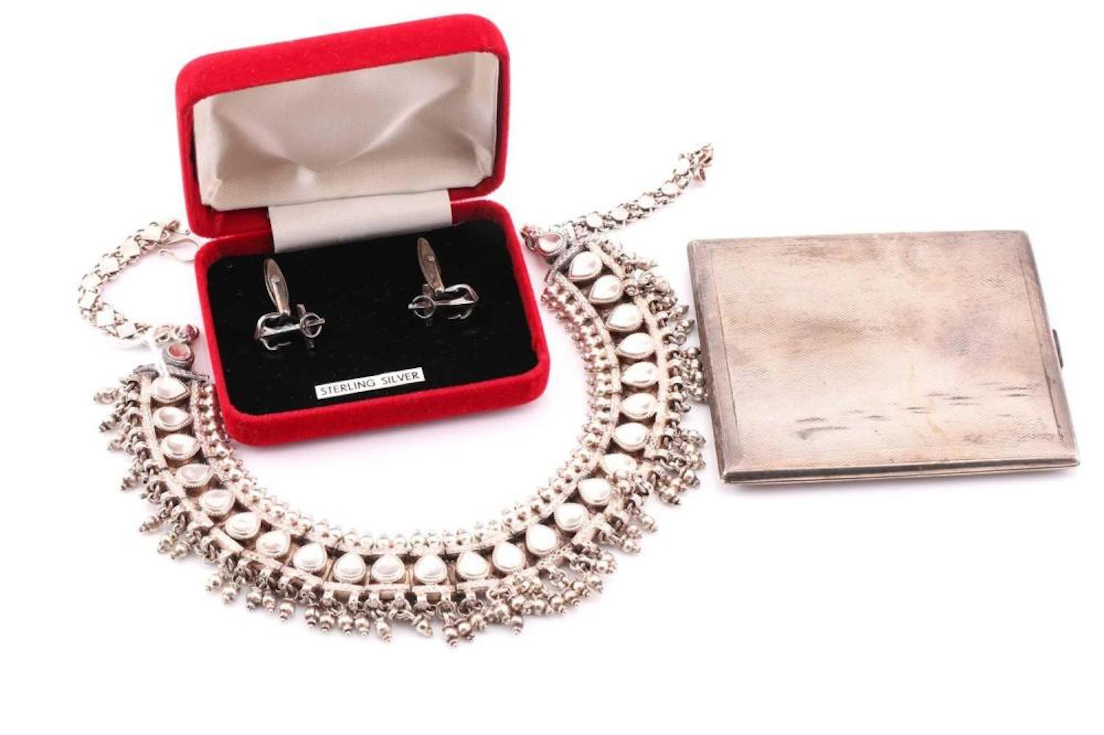 An Indian white metal necklace stamped 925
