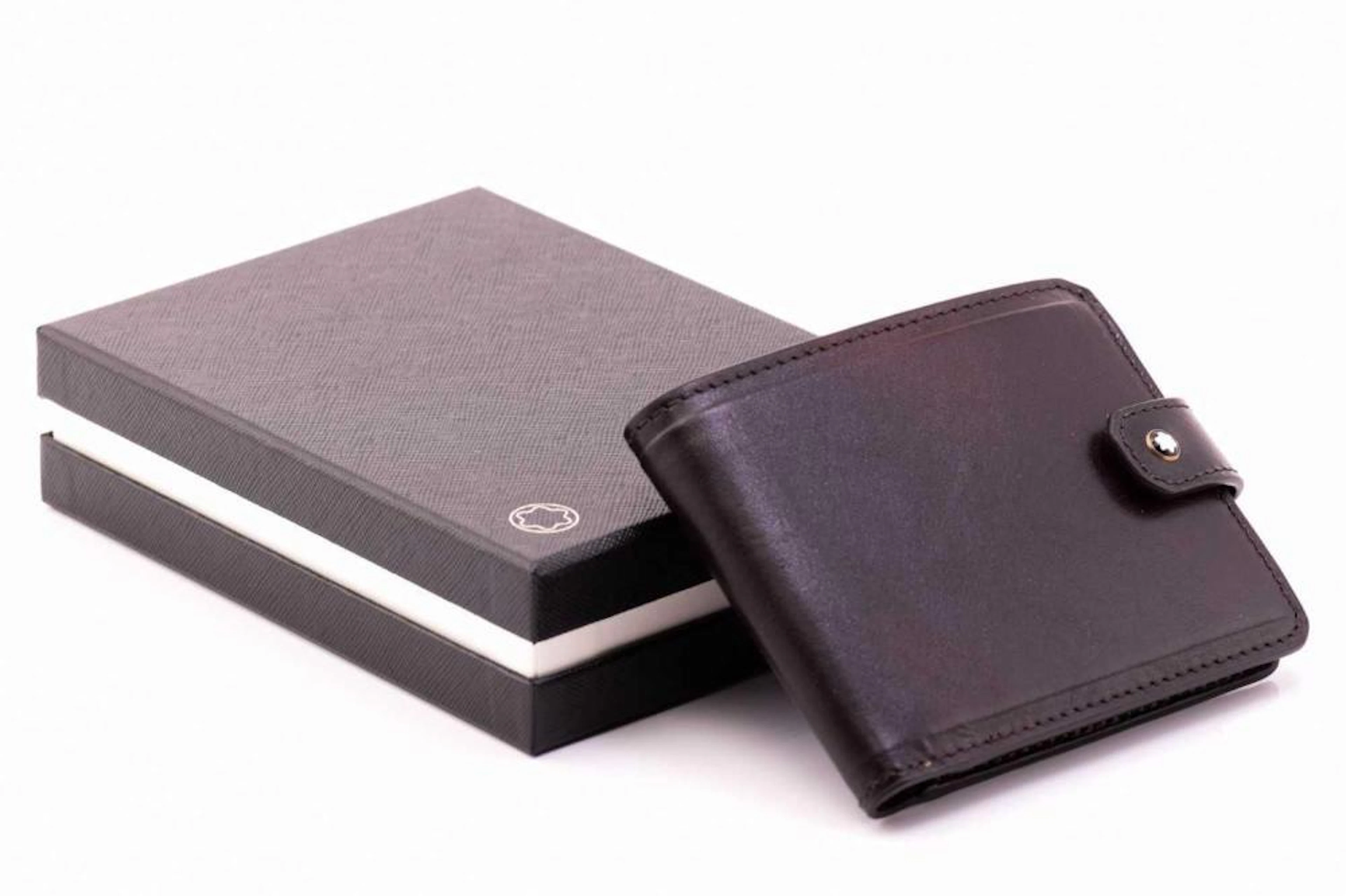 Montblanc - A leather wallet from the 1926 Heritage collection