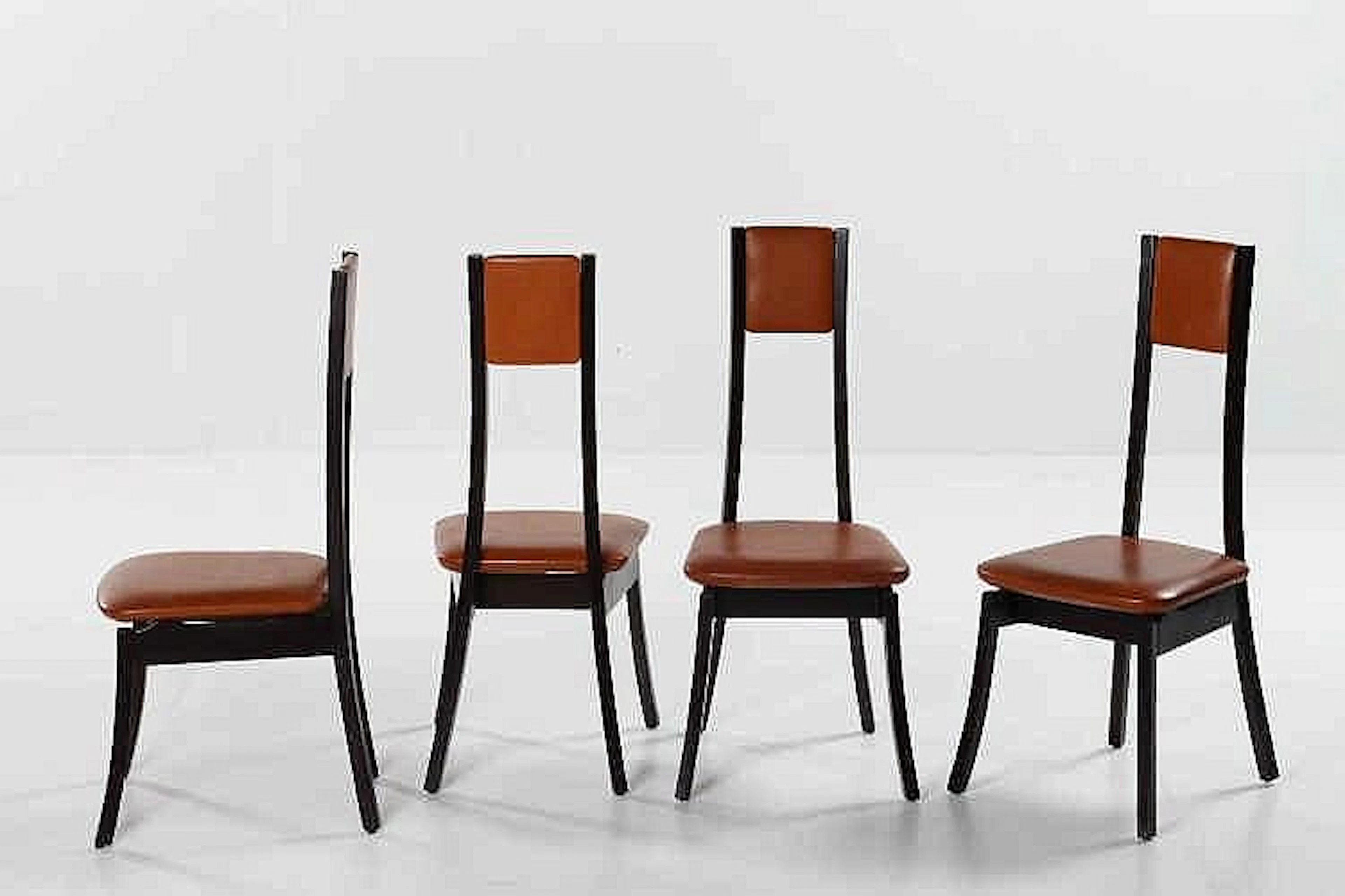 MANGIAROTTI ANGELO (n. 1921) Lot consists of No 4 chairs model Programme S11.