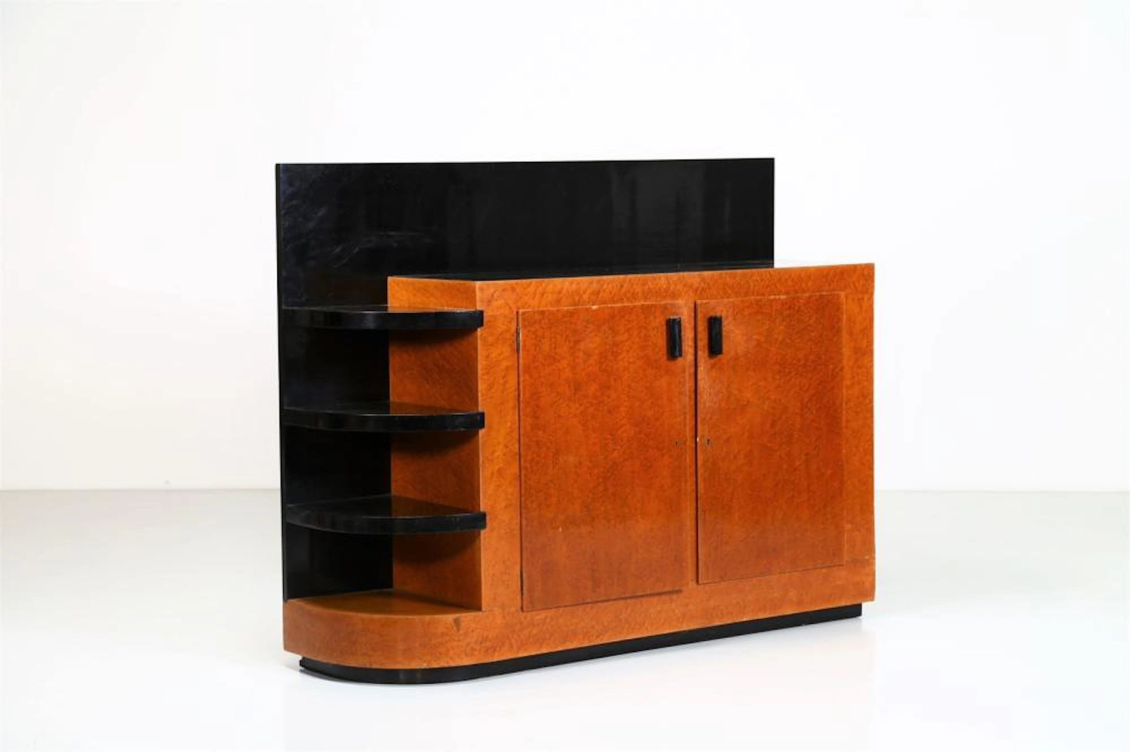 GINO LEVI MONTALCINI & GIUSEPPE PAGANO Sideboard.