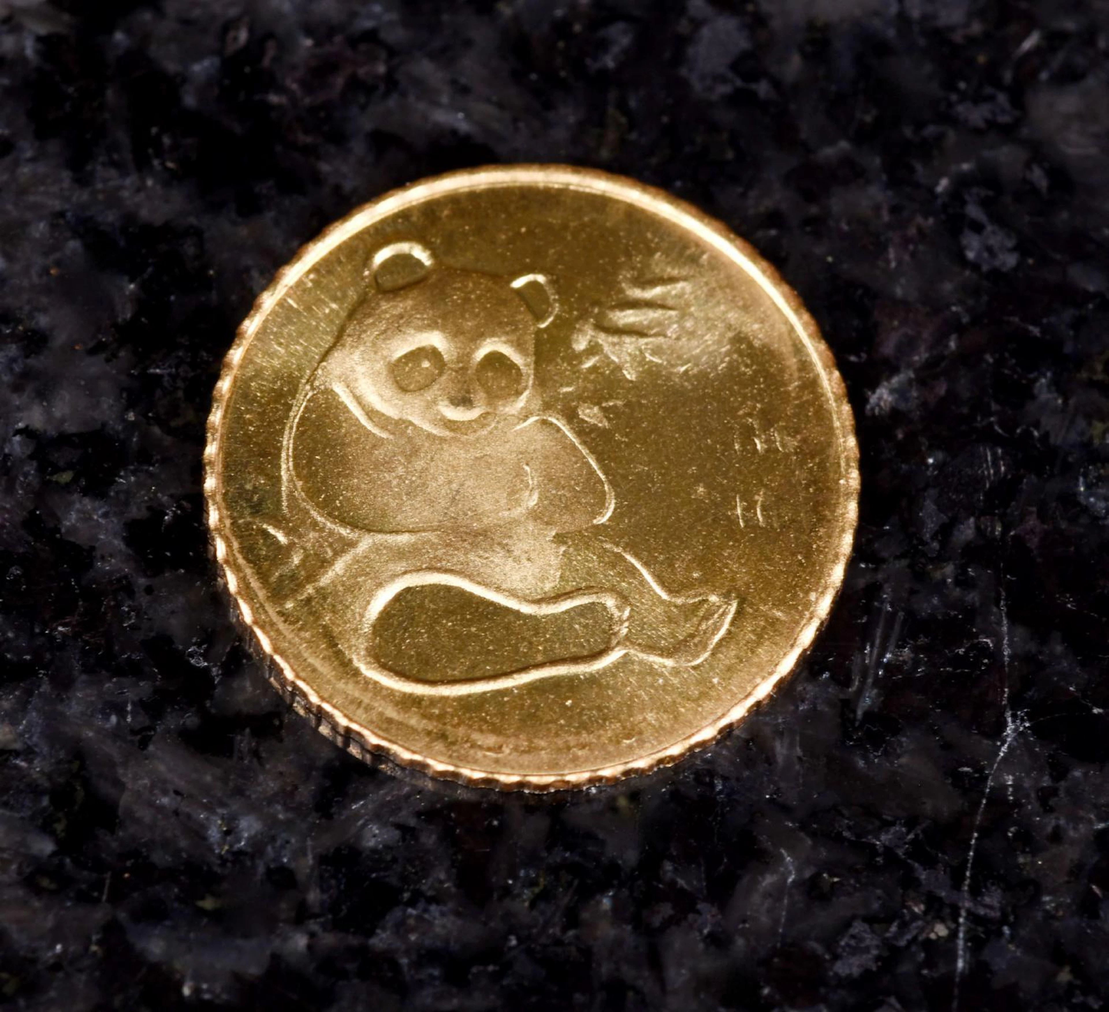 Kinesiskt Mynt "Panda" PROC 24K Guld 1982