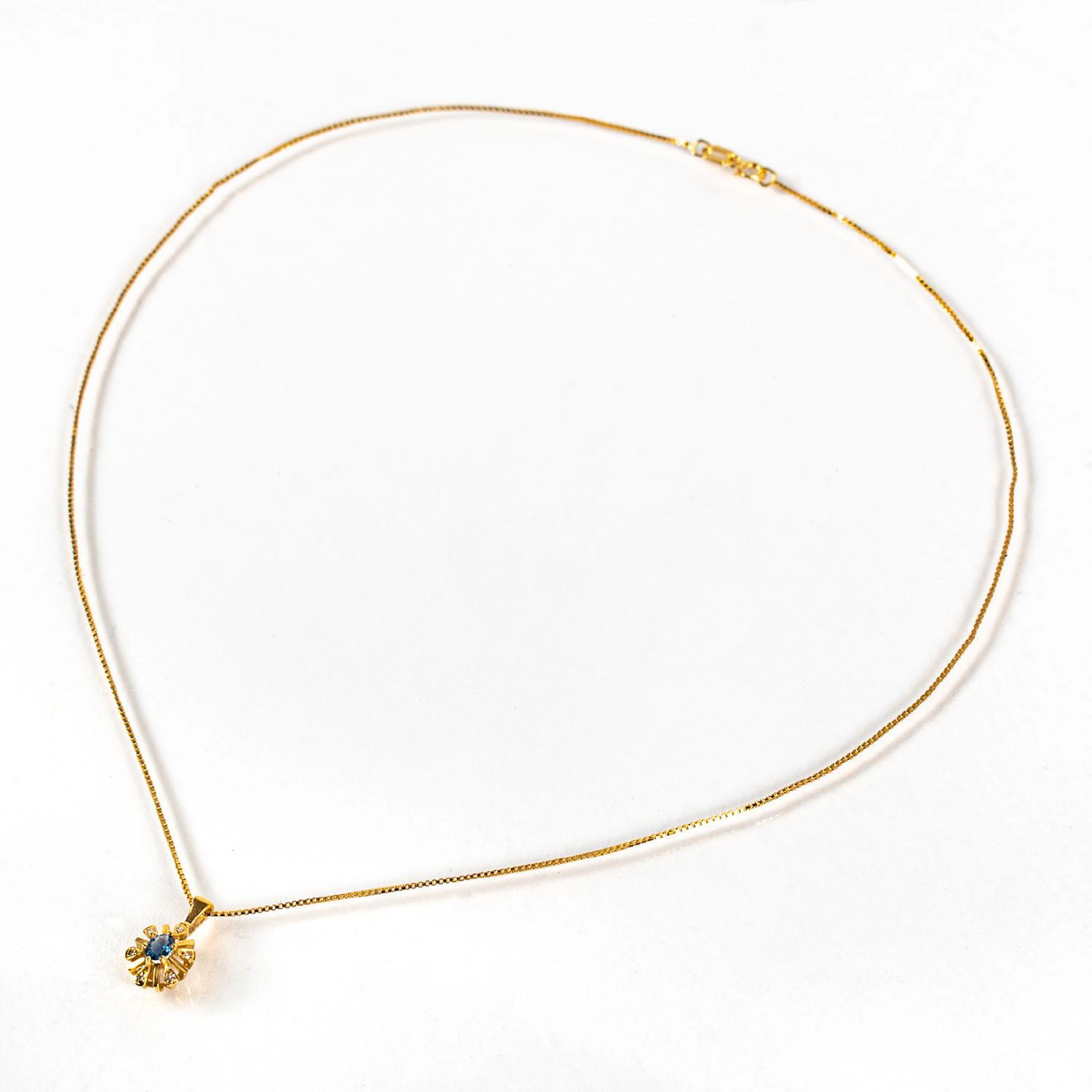 Halsband 18K Guld med diamanter & safir 1900-tal