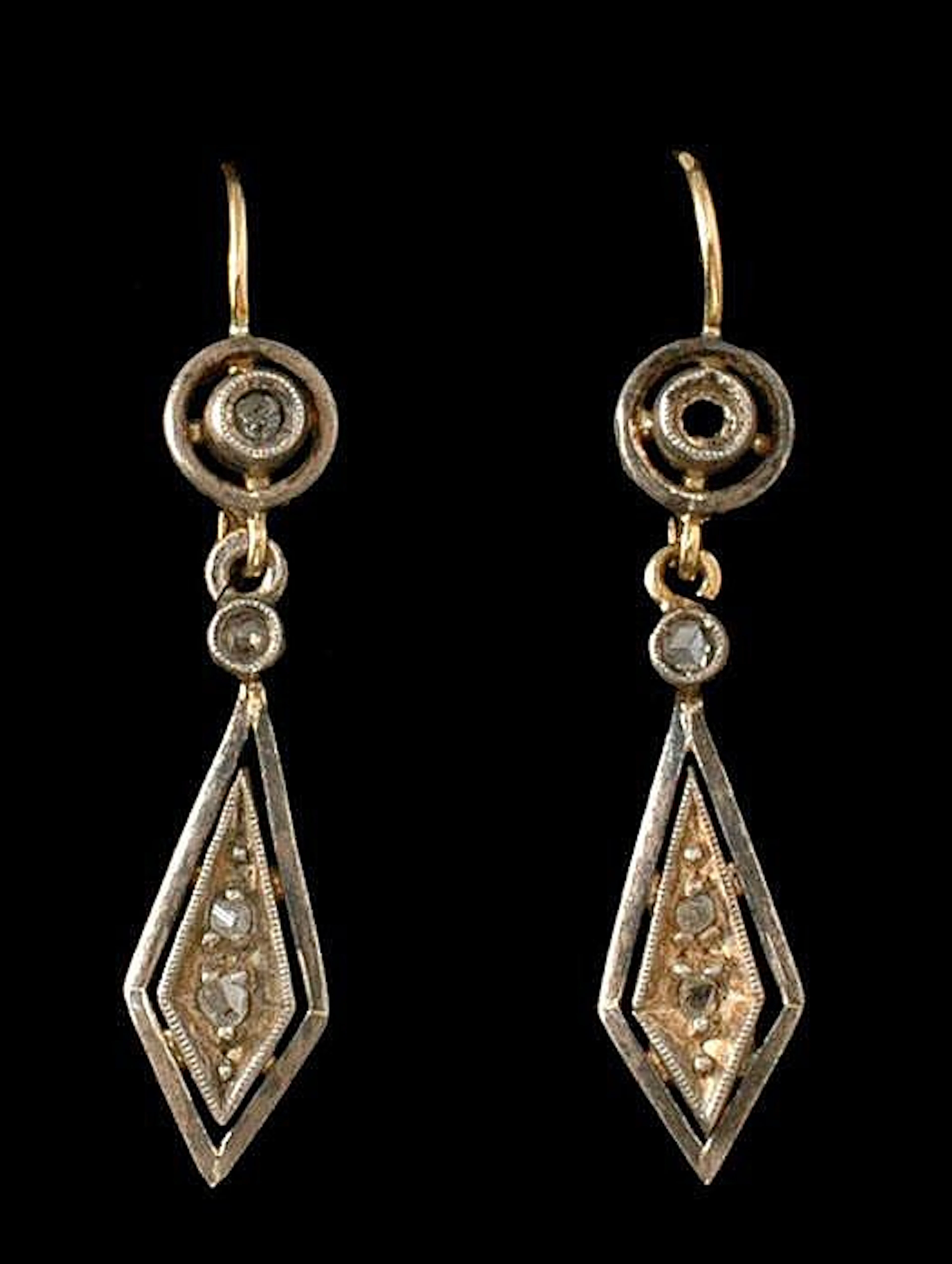 Golden earrings, Golden earrings decorated by