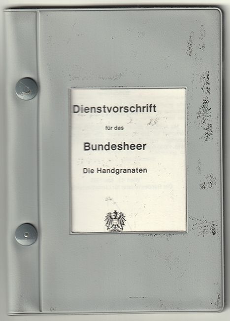 Die Handgranaten. Dienstvorschrift Für Das Bundesheer. Militaria | Barnebys