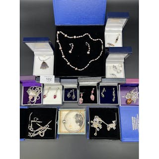 A Selection of silver jewellery; Various silver earrings, Ed...