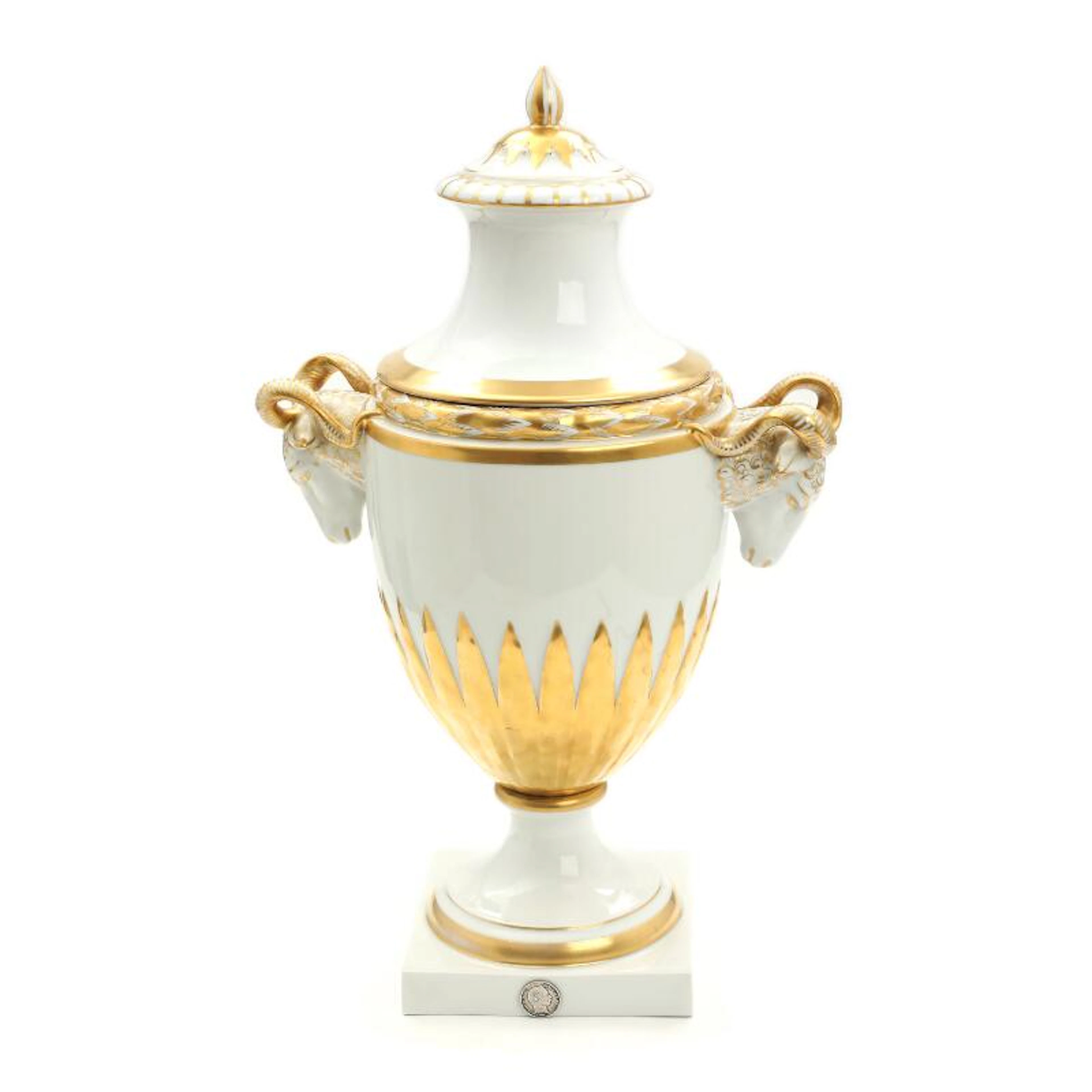 A Fürstenberg porcelain vase and cover