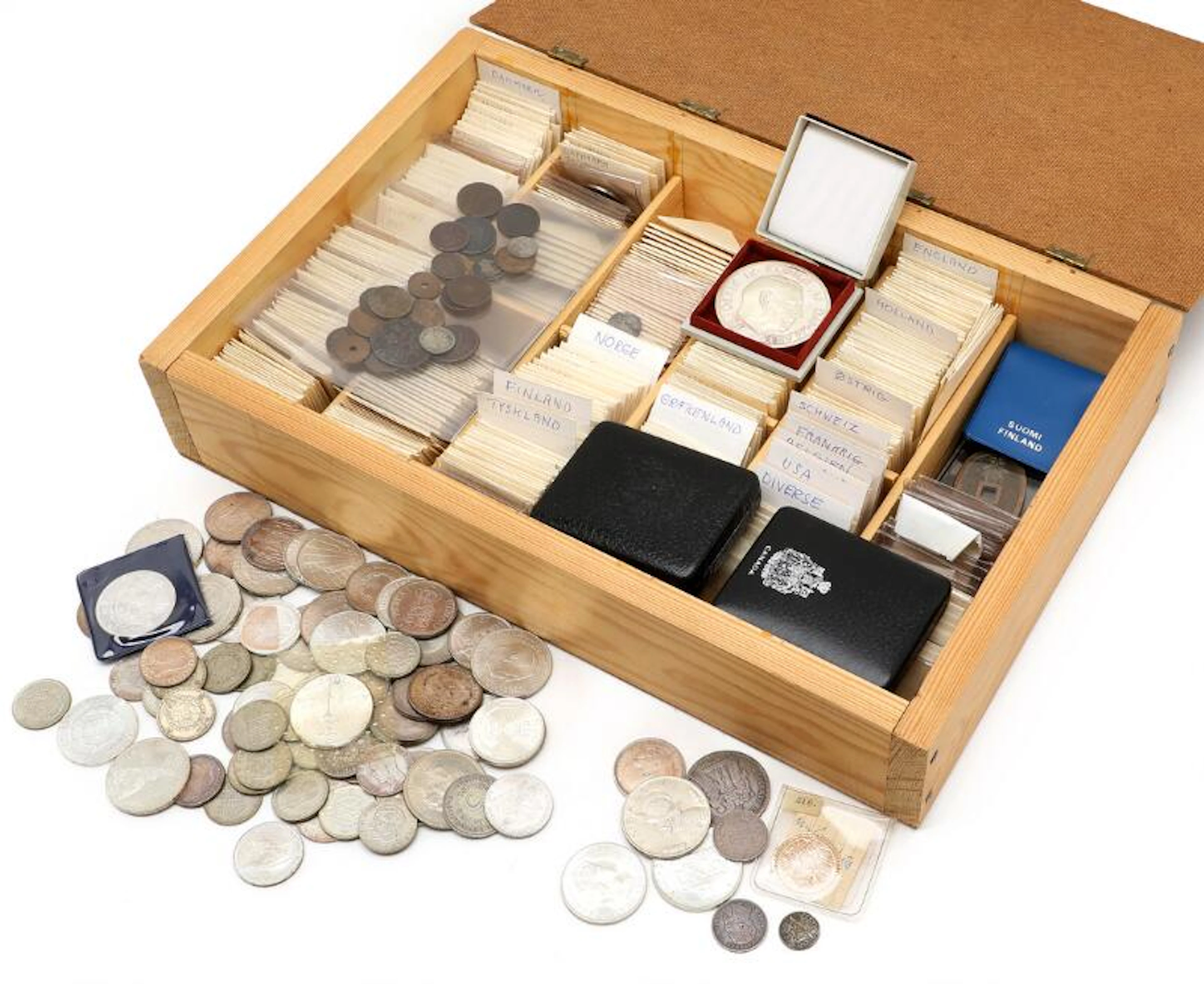 'World', collection in box incl