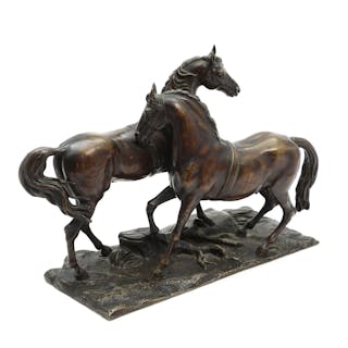 A 20th century patinated bronze sculpture of two horses. H. 26 cm.