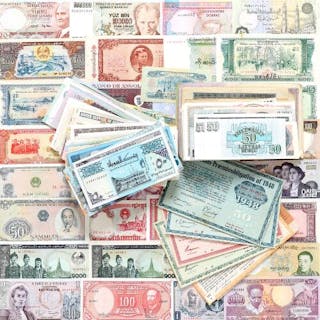 Collection of banknotes from all over the world incl