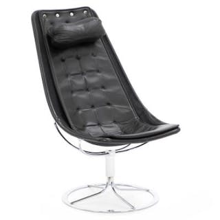 Bruno Mathsson: “Jetson”. Lounge chair with chromed steel frame, stretched