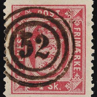 1871. 4 Sk. carmine rose, line-perforated. Excellent copy with very