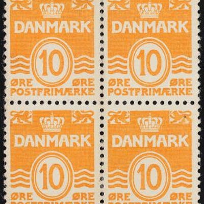 1933. Numeral. 10 øre, orange, TYPE 1. Very rare unused block of 4.