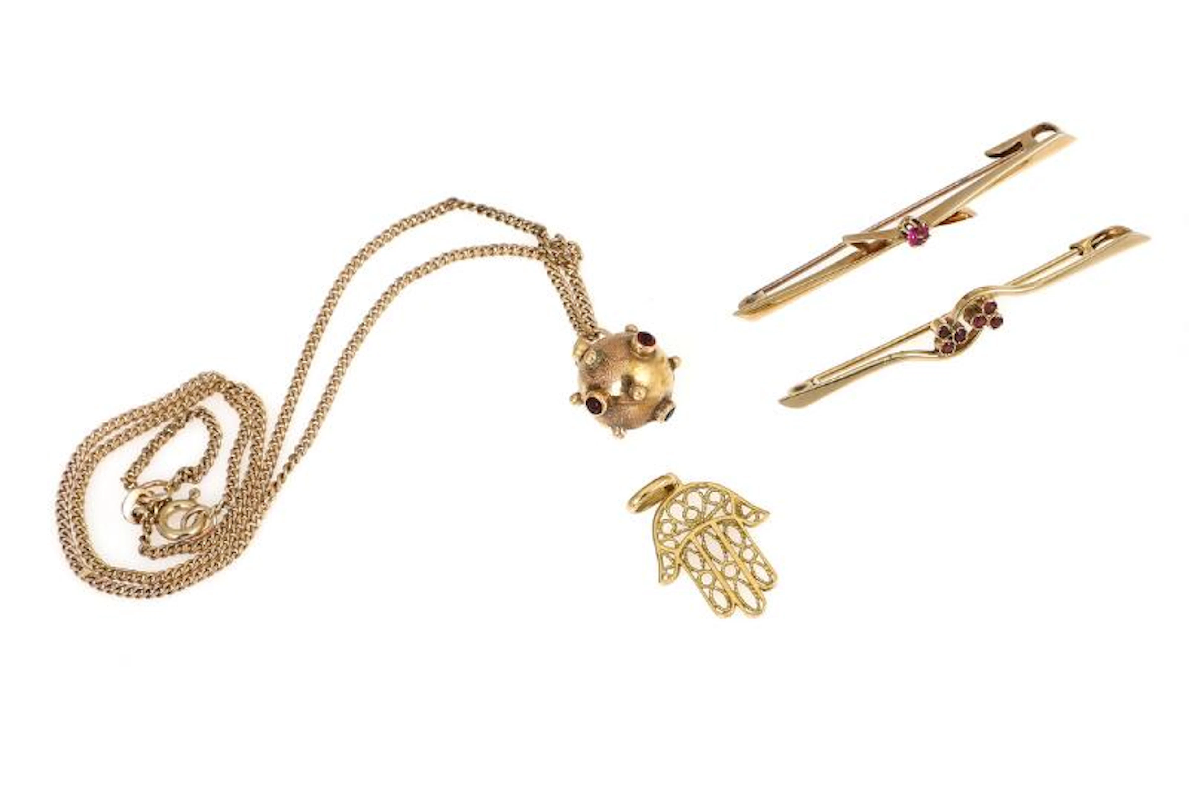 A jewelry collection comprising a necklace