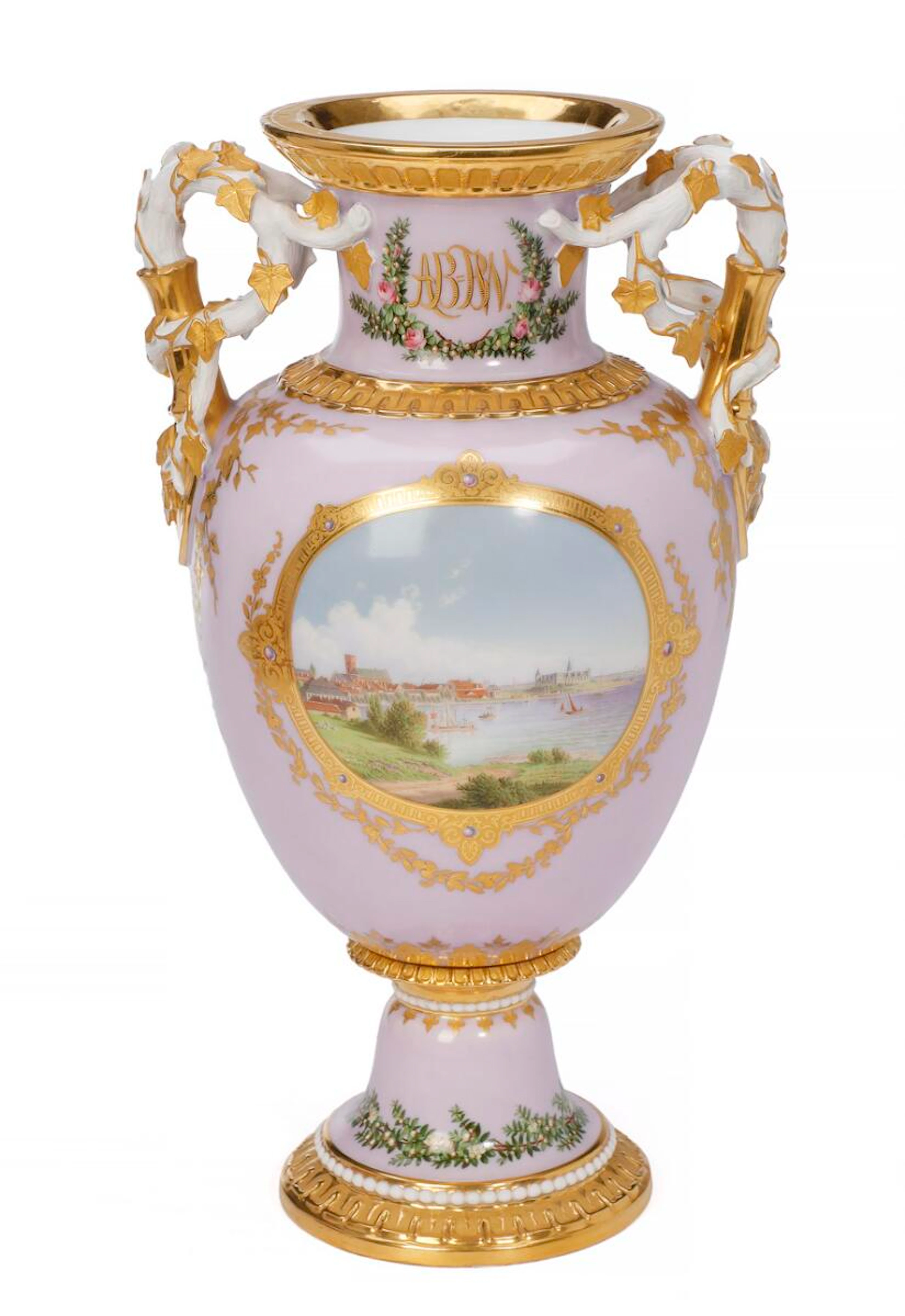 A porcelain Hetsch vase