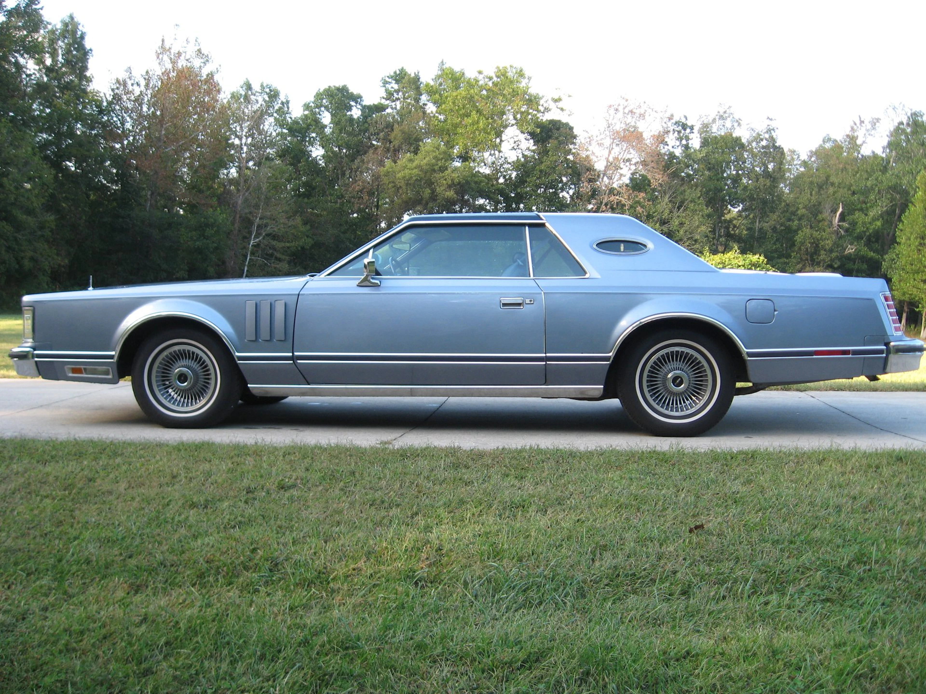 1979 Lincoln Mark V Givenchy Edition Coupe 9Y89S628846