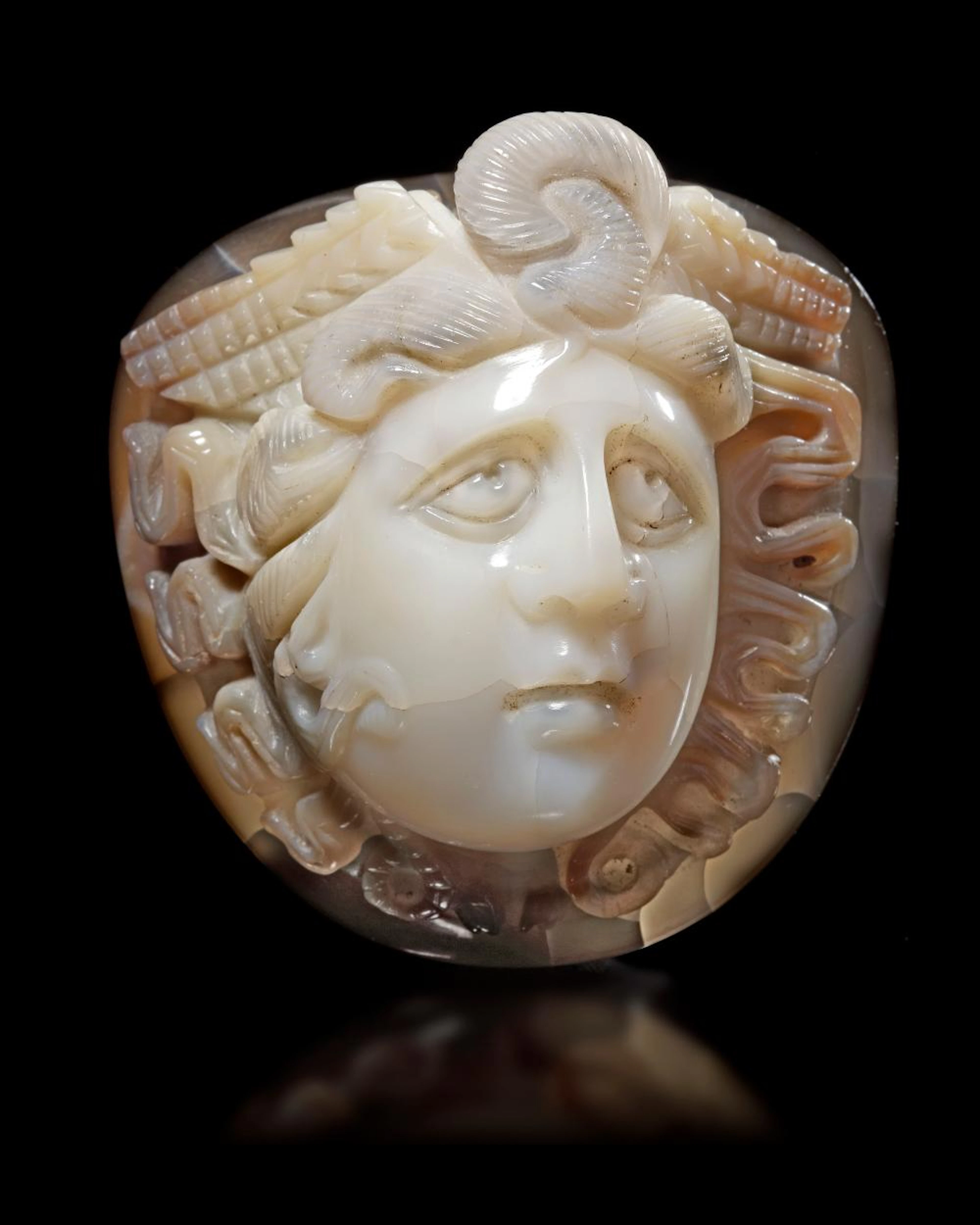 A LARGE CAMEO OF MEDUSA OF EXTRAORDINARY SIZE AND PROPORTIONS