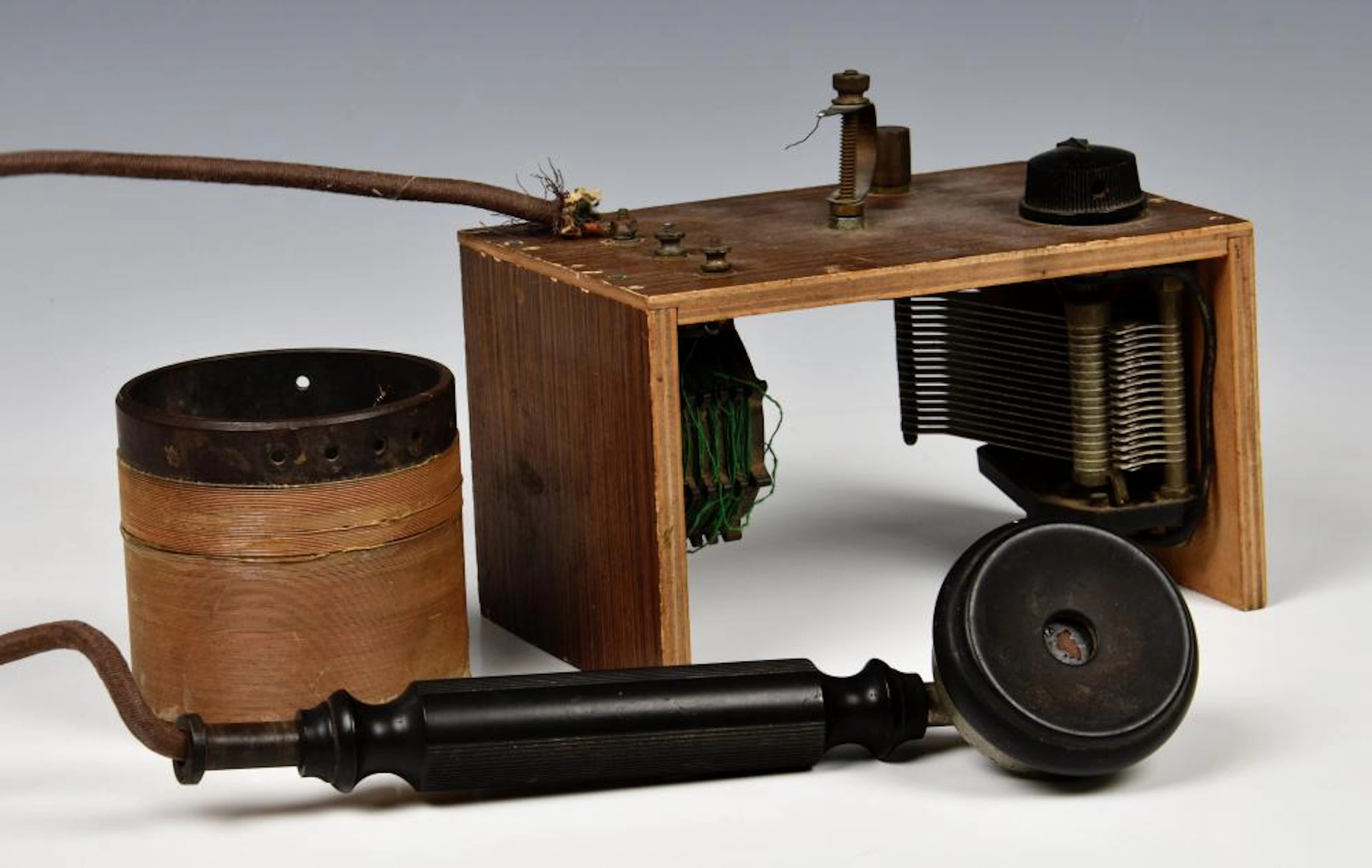 Crystal Radio - Channel Islands Occupation interest Box section 7in