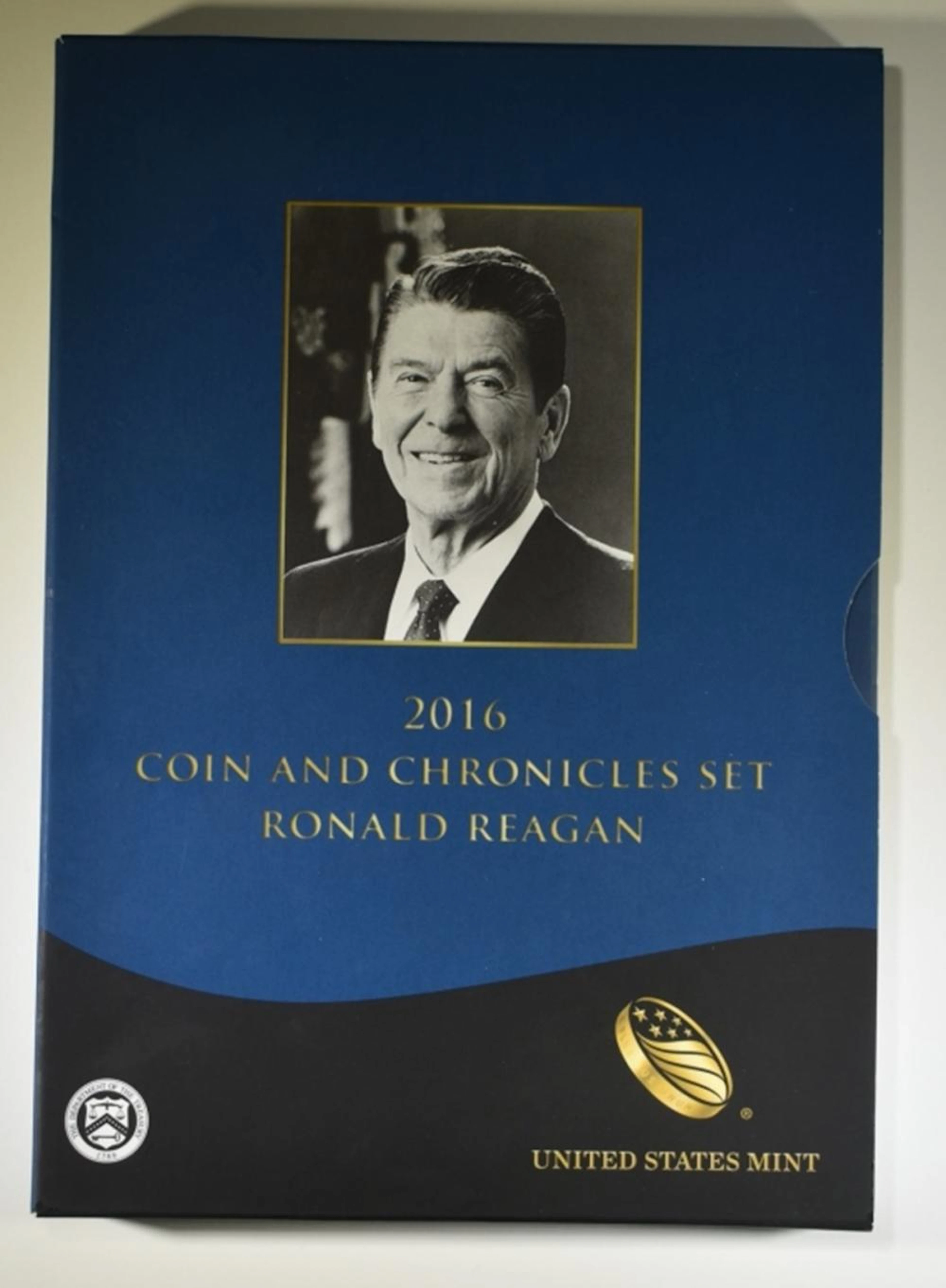 2016 RONALD REGAN COIN AND CHRONICLES SET