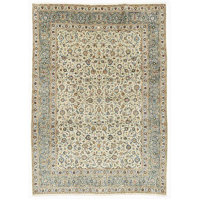 A carpet, semi-antique, Kashan, ca 427 x 306 cm.