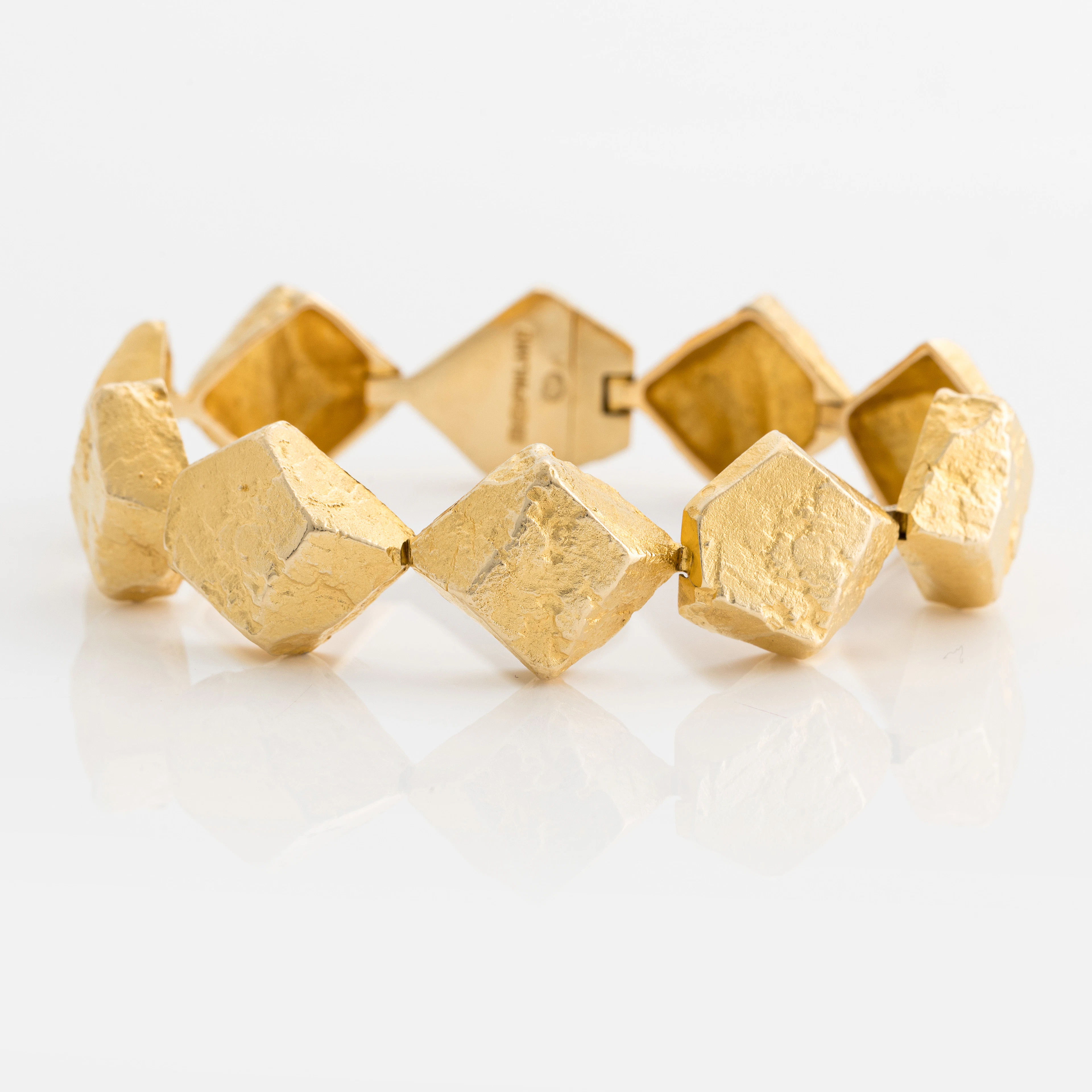 Lapponia bracelet 18K gold , design by Björn Weckström