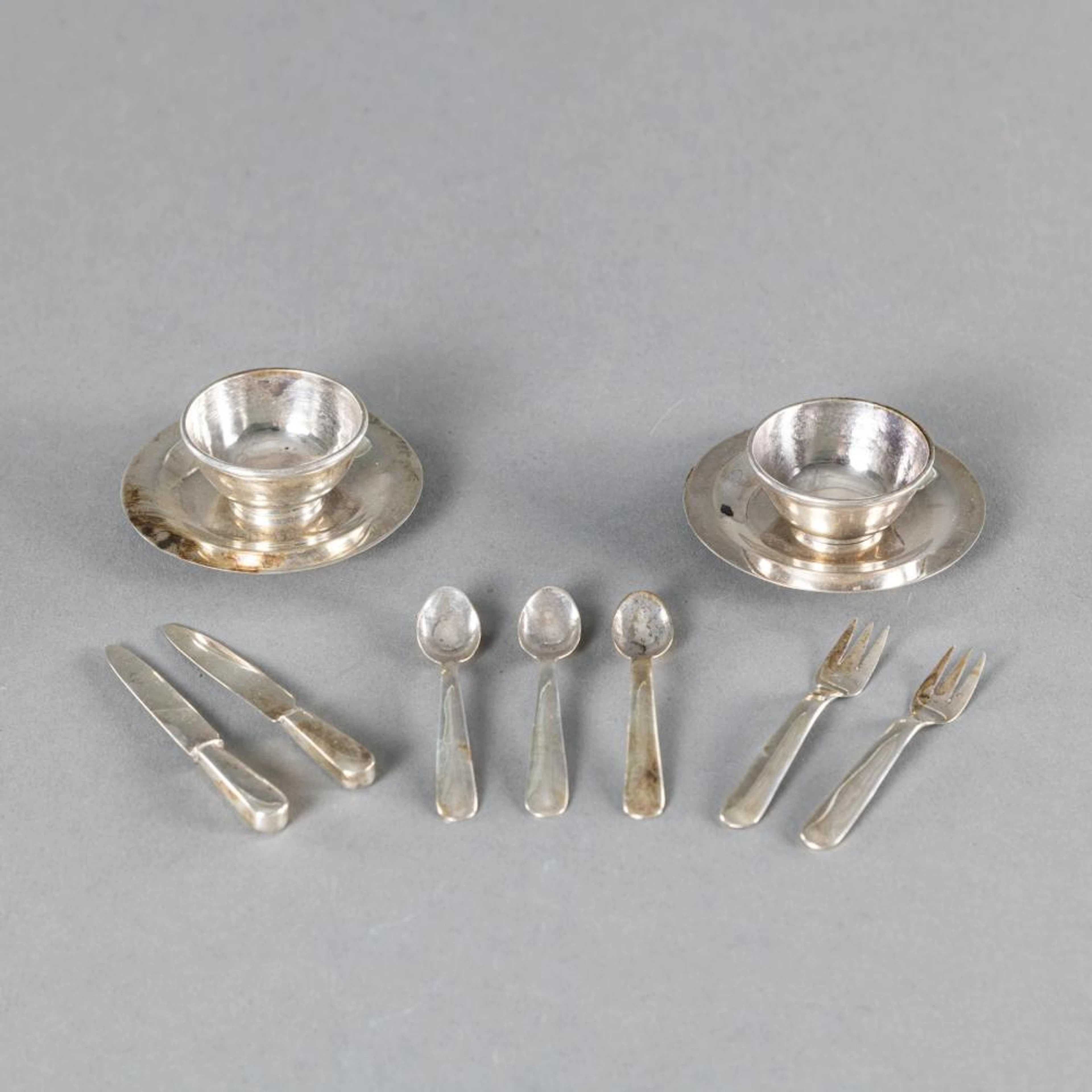 A DOLL SILVER SERVICE