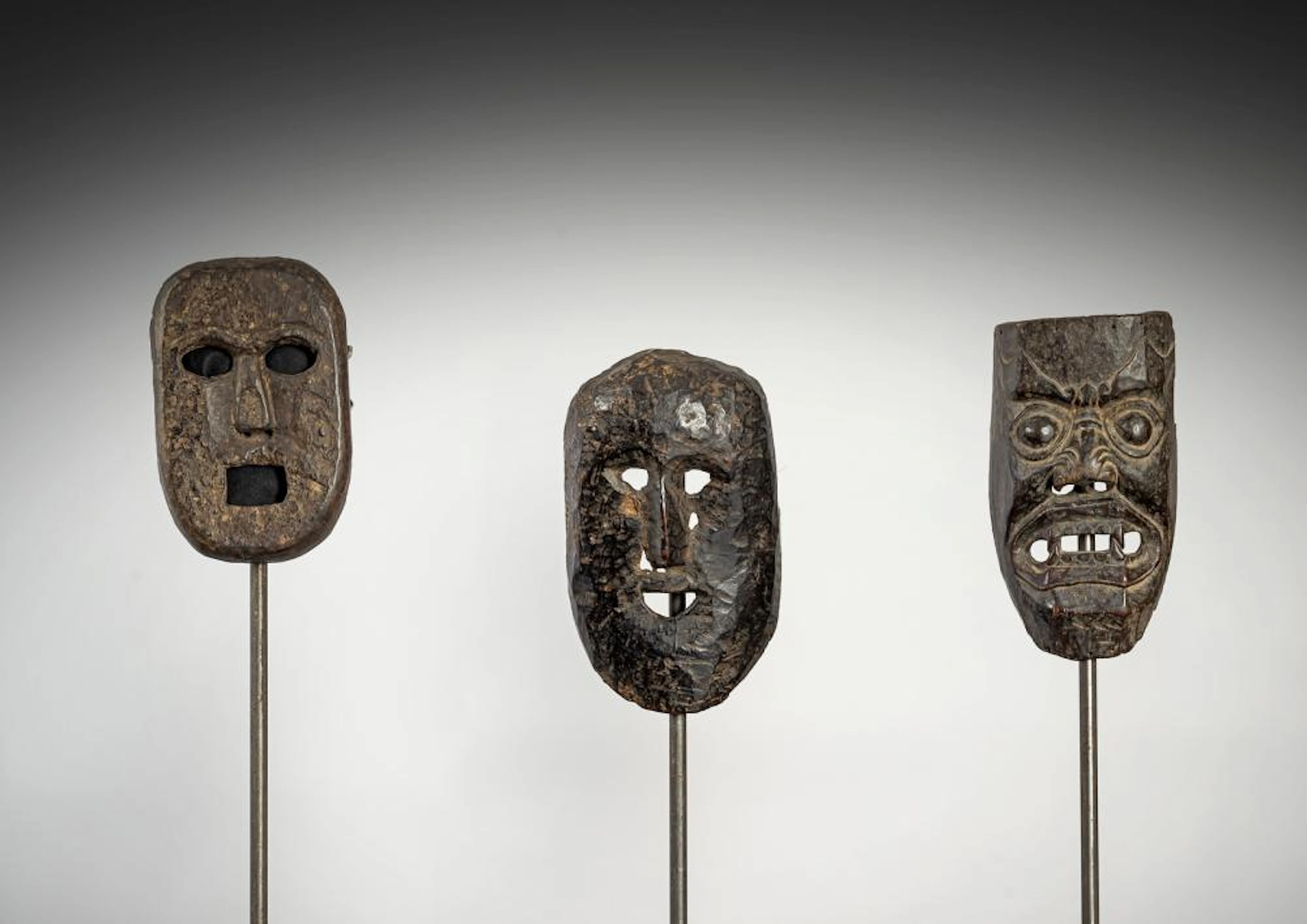 THREE RITUAL WOOD MASKS OF SHAMAN, KHRODA A.O.
