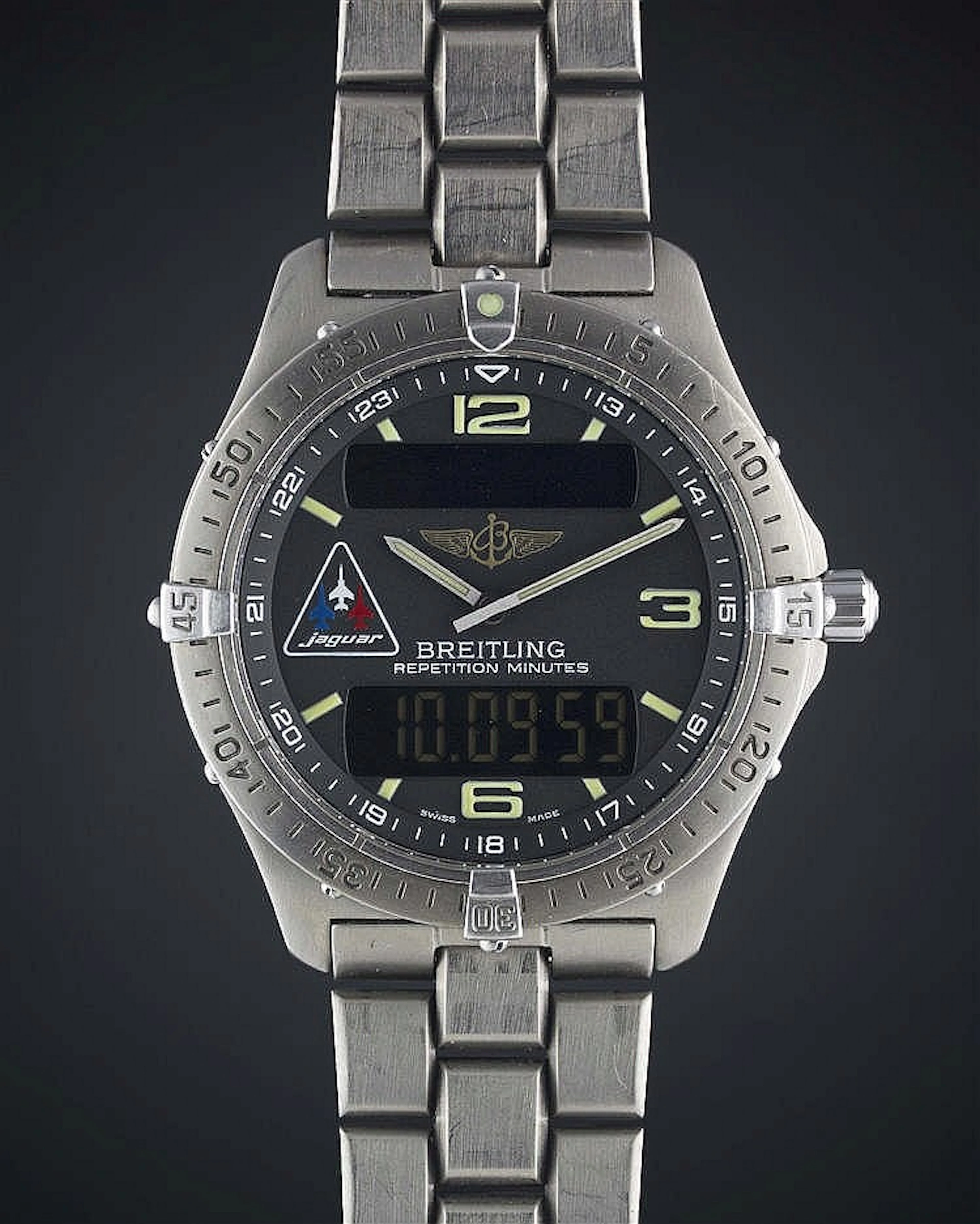 A GENTLEMAN'S TITANIUM BREITLING AEROSPACE REPETITION MINUTES BRACELET WATCH