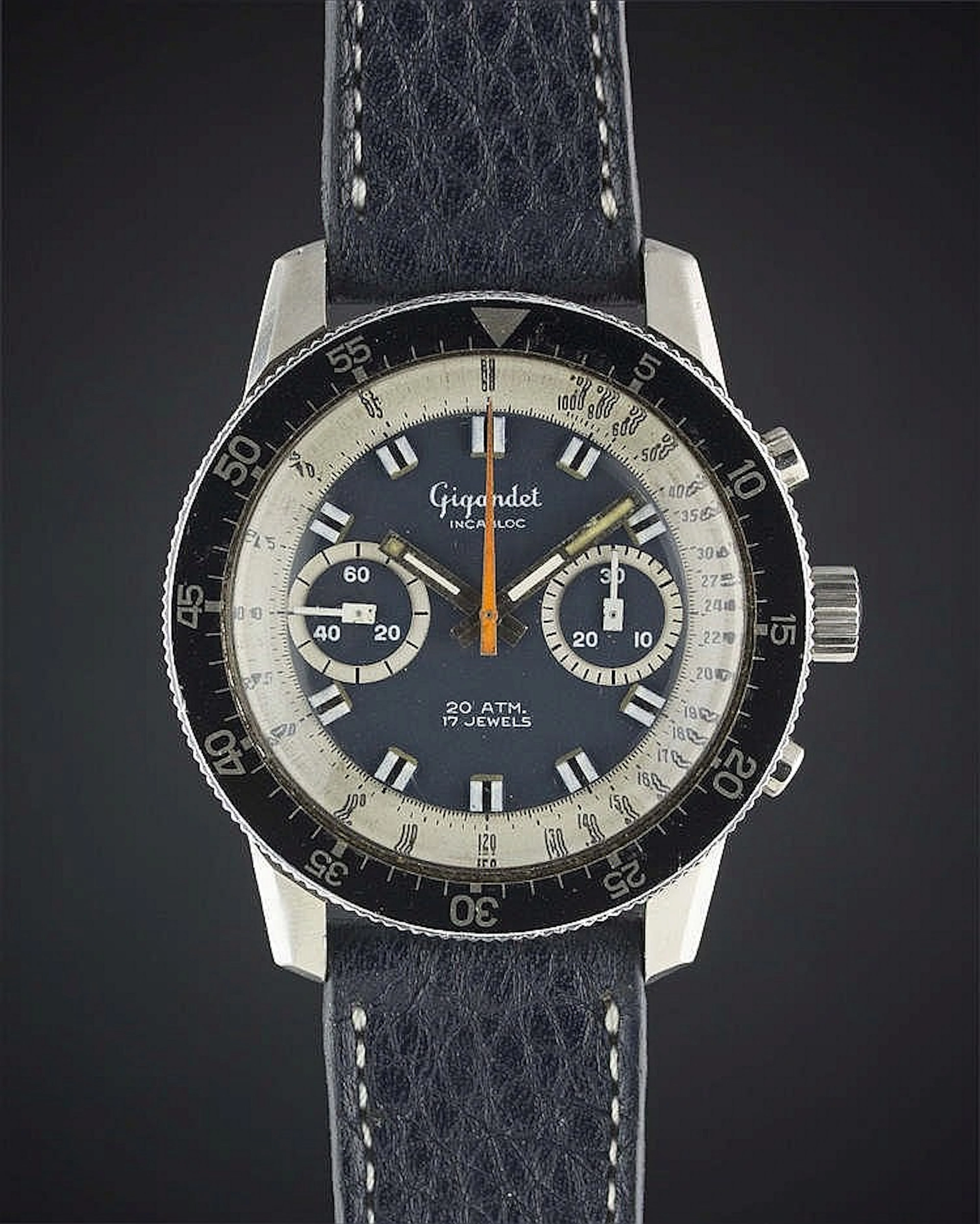 A RARE GENTLEMAN'S STAINLESS STEEL GIGANDET "BIG BOY" CHRONOGRAPH WRIST WATCH