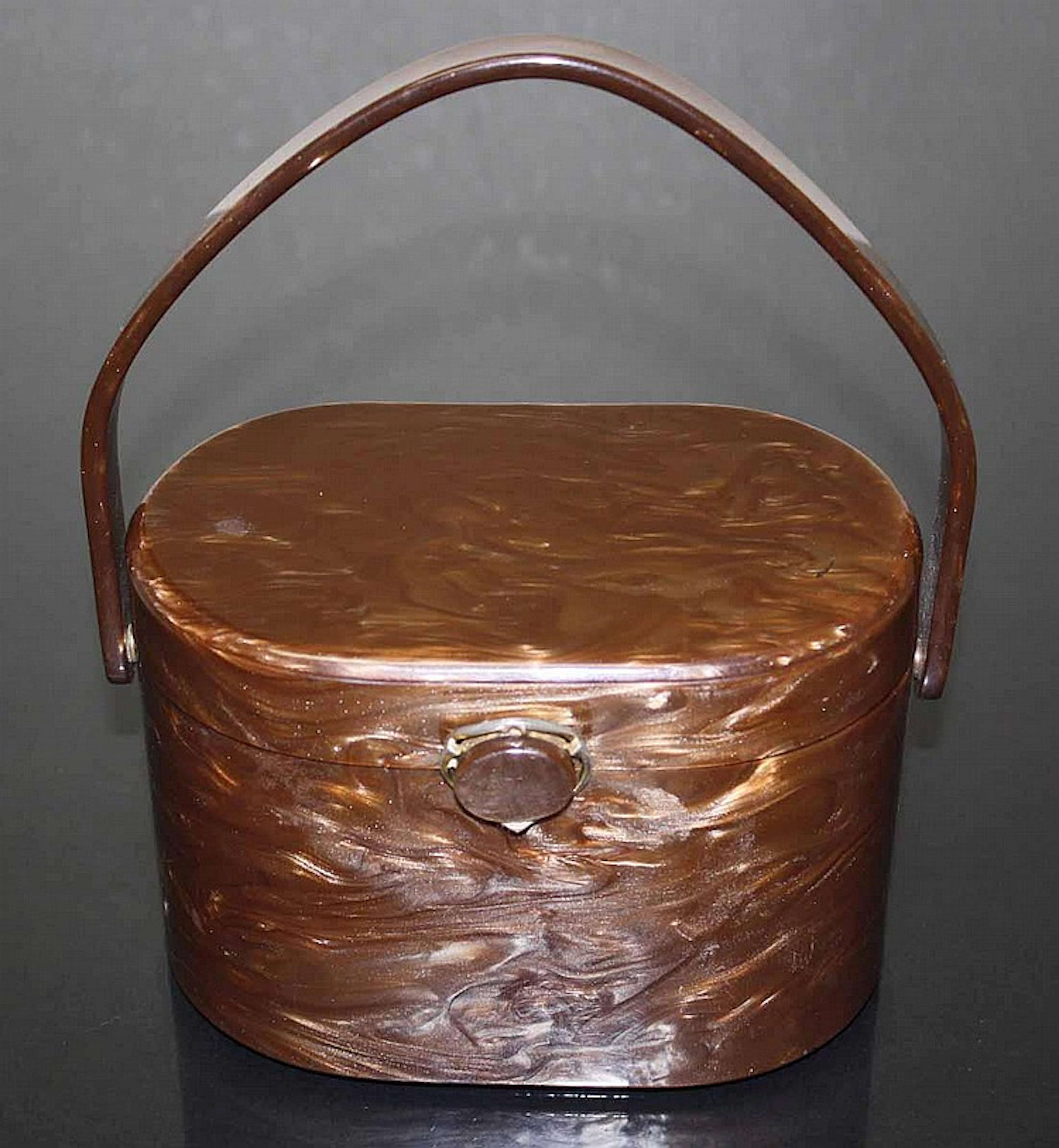 Vintage Wilardy Champagne Swirled Lucite Purse