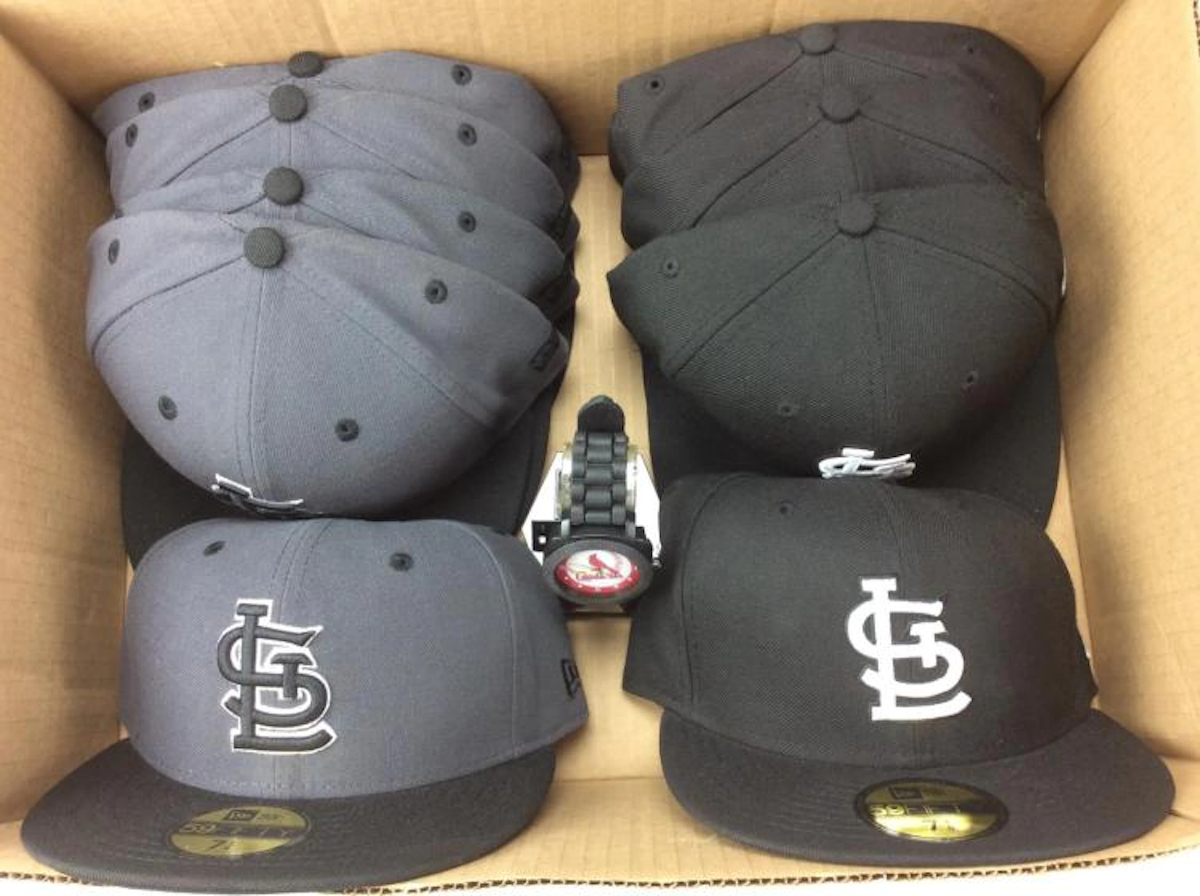 10 Pc. MLB Baseball SL Cardinals Hats & Watch