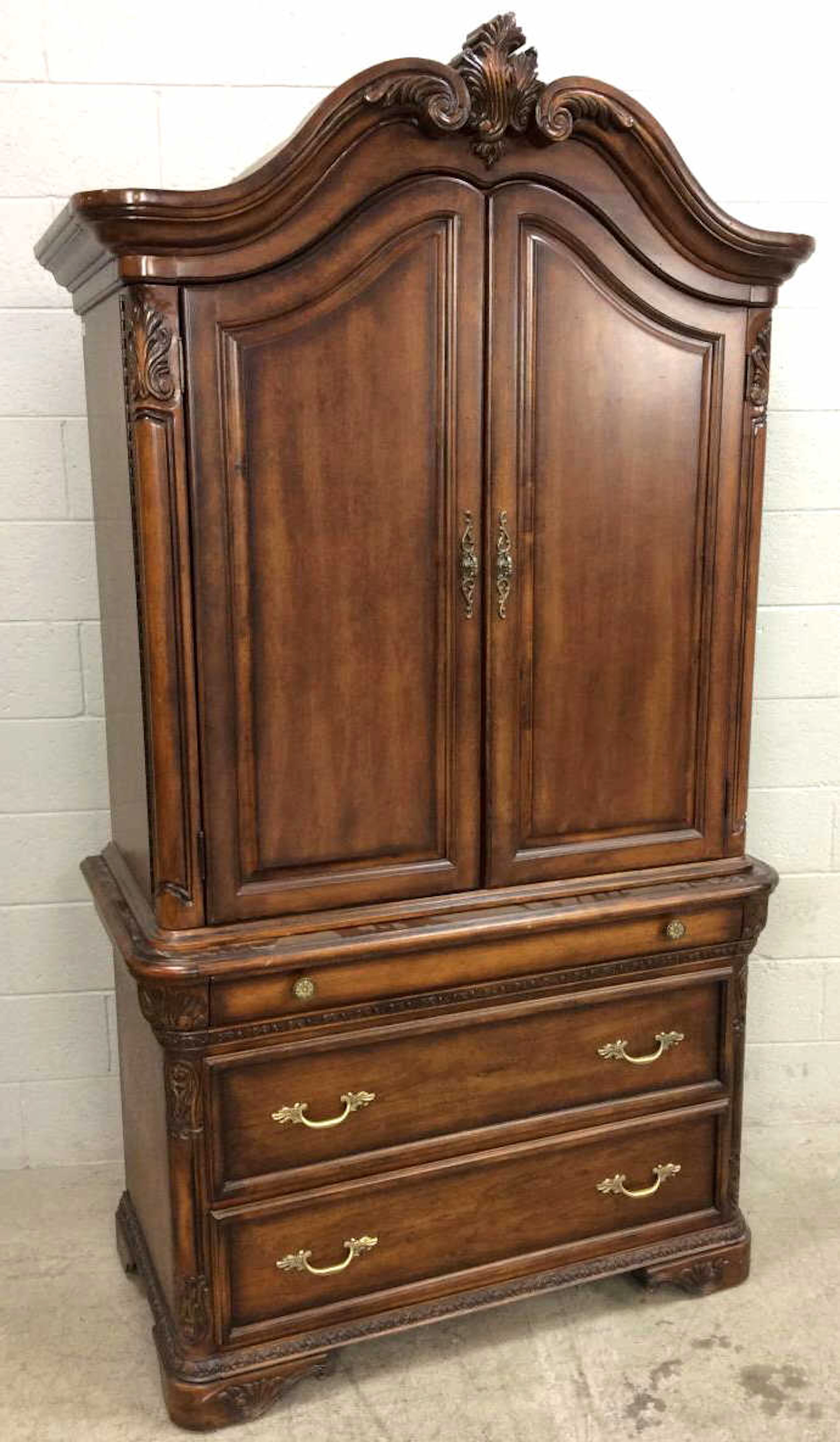 Lane Furniture Elegant Tuscan Style Wood Armoire