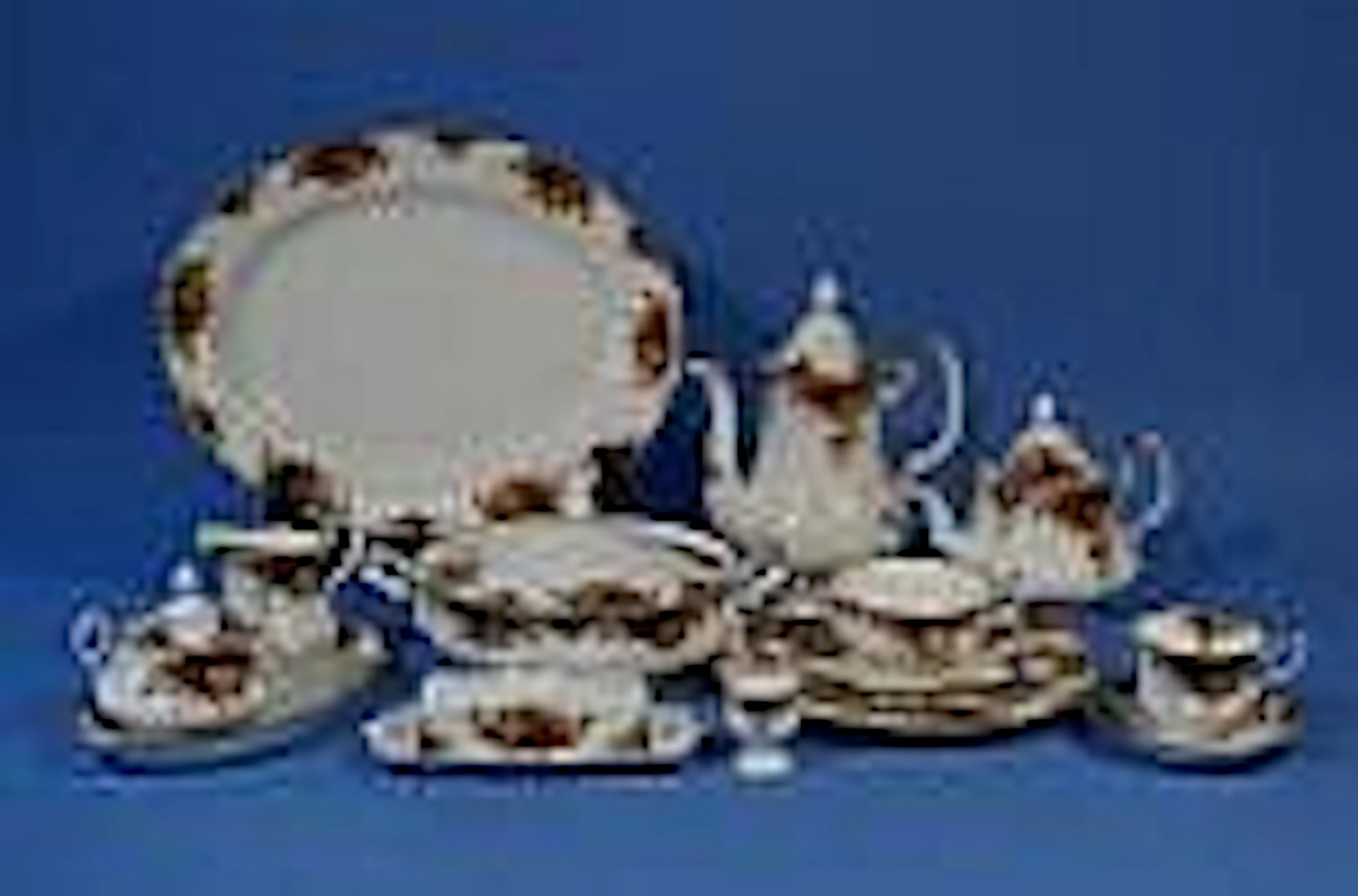 93-part porcelain Royal Albert dinner service
