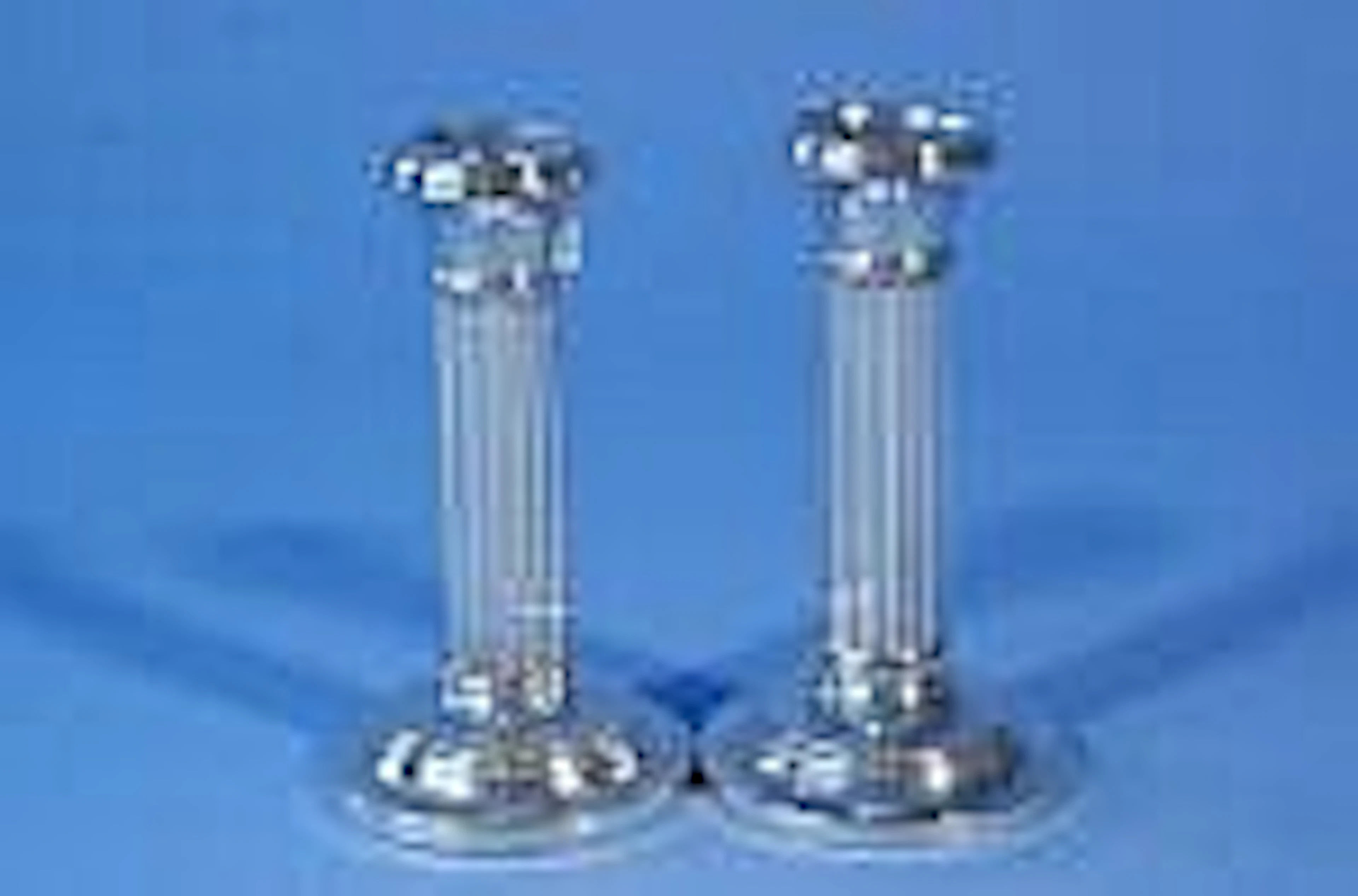 2 Dutch silver candlesticks, second amount, h. 13