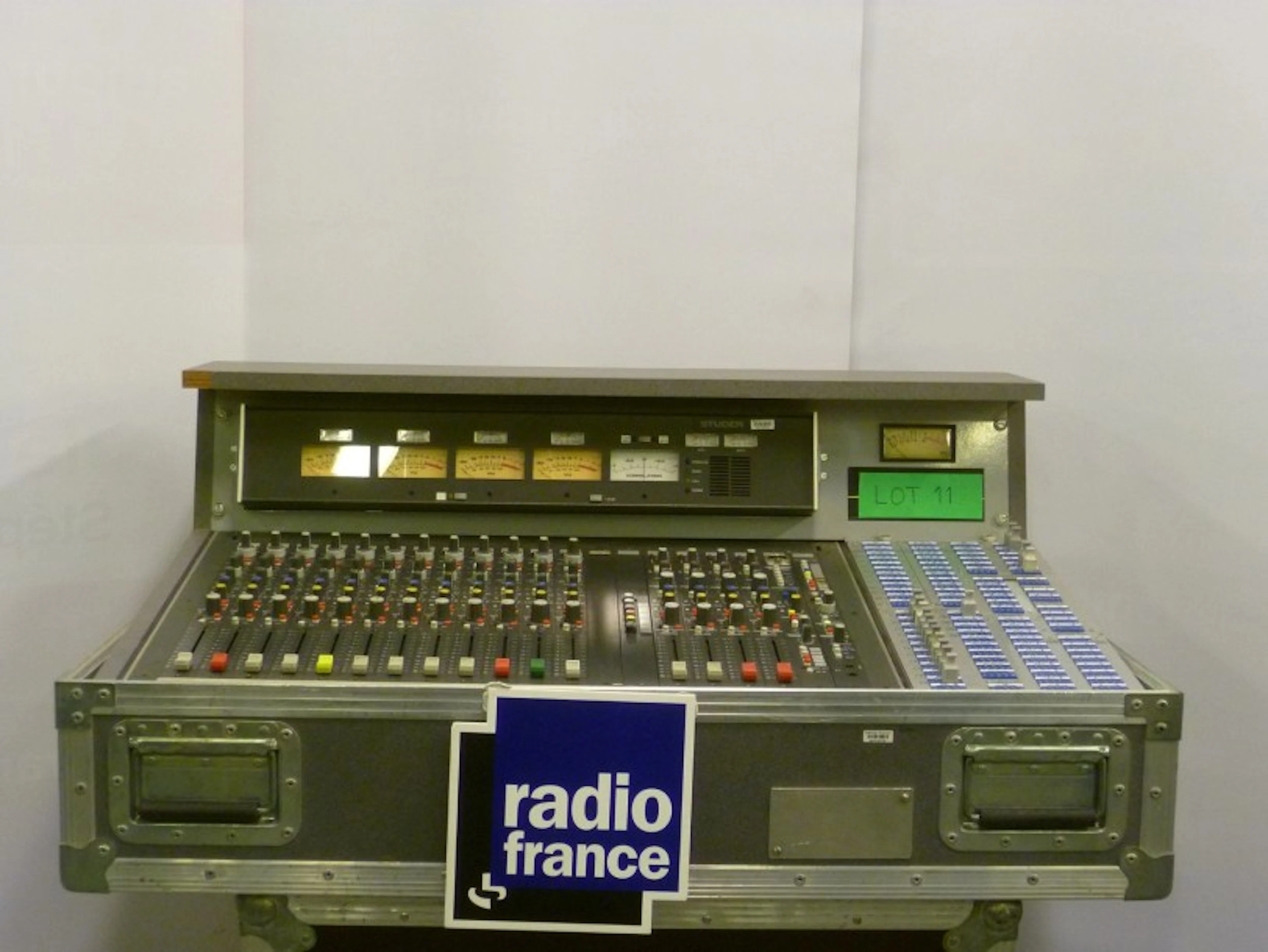 Console 963 STUDER Très bon état