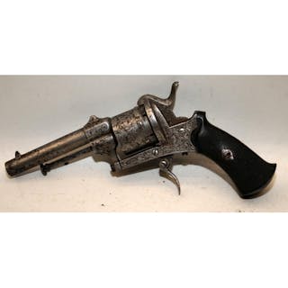 Antique Six chamber revolver with functioning pull down trig...