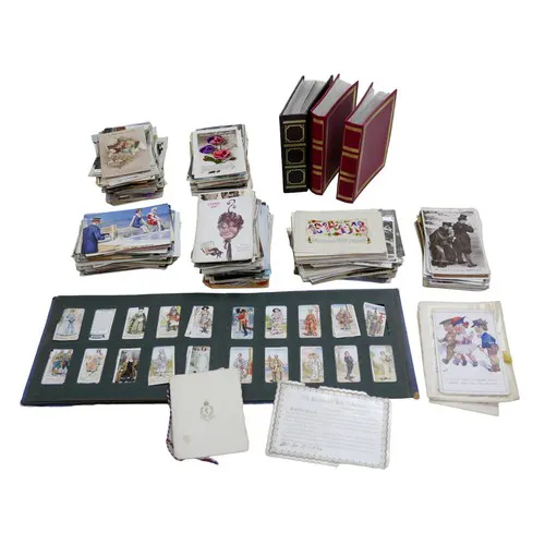 A collection of early 20th century and later postcards, incl... | Barnebys