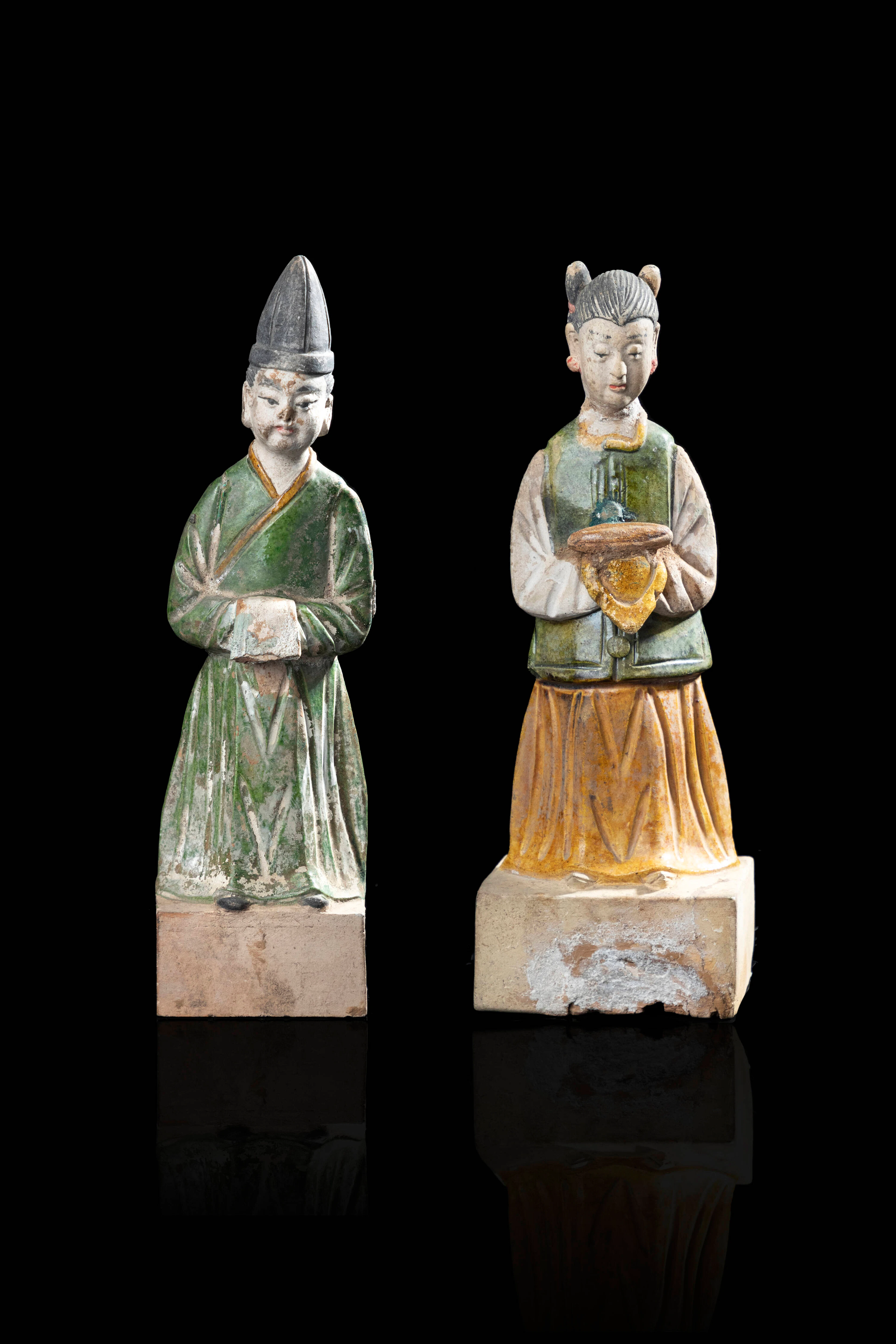 COPPIA DI SCULTURE