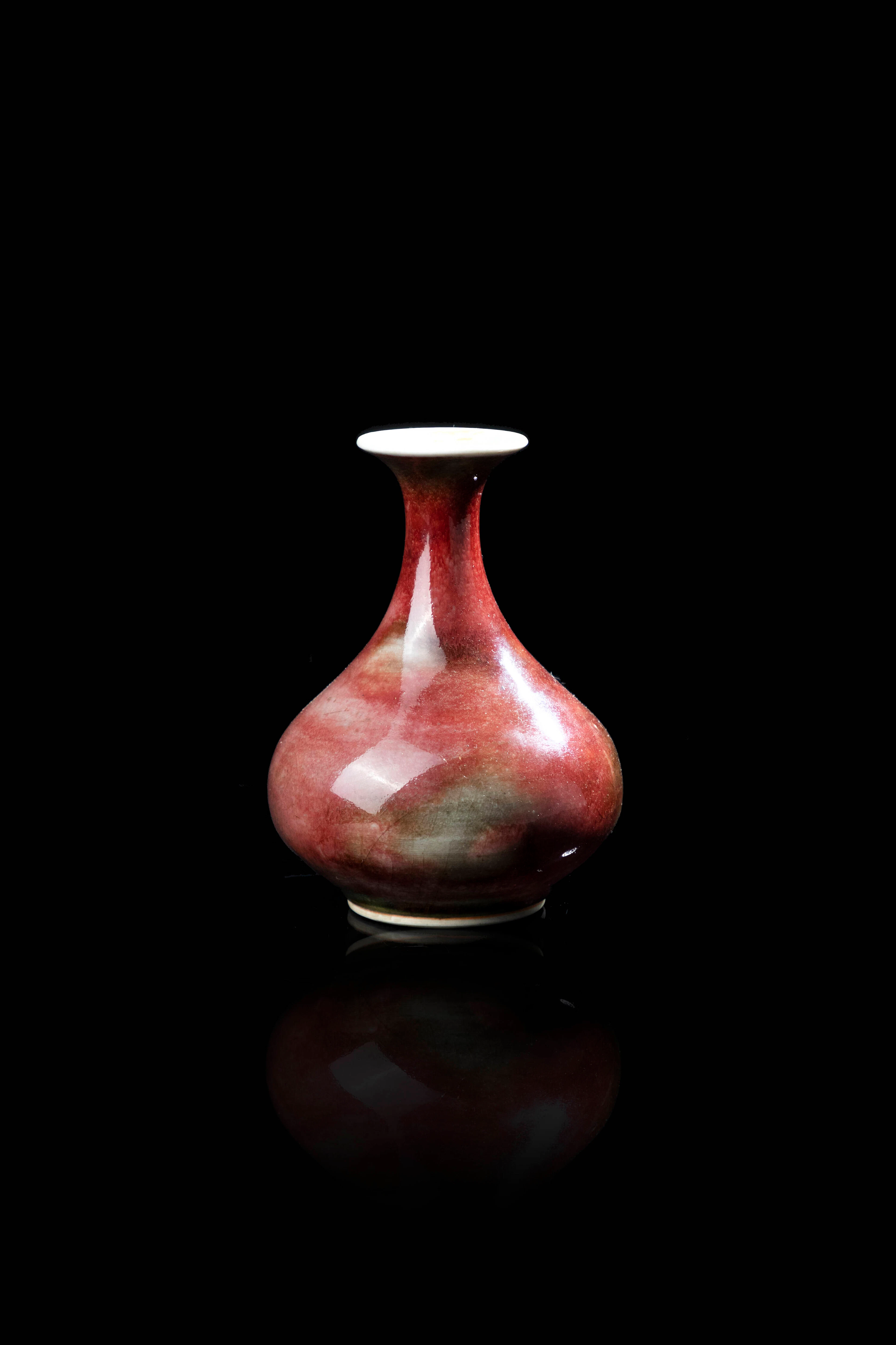 PICCOLO VASO IN PORCELLANA