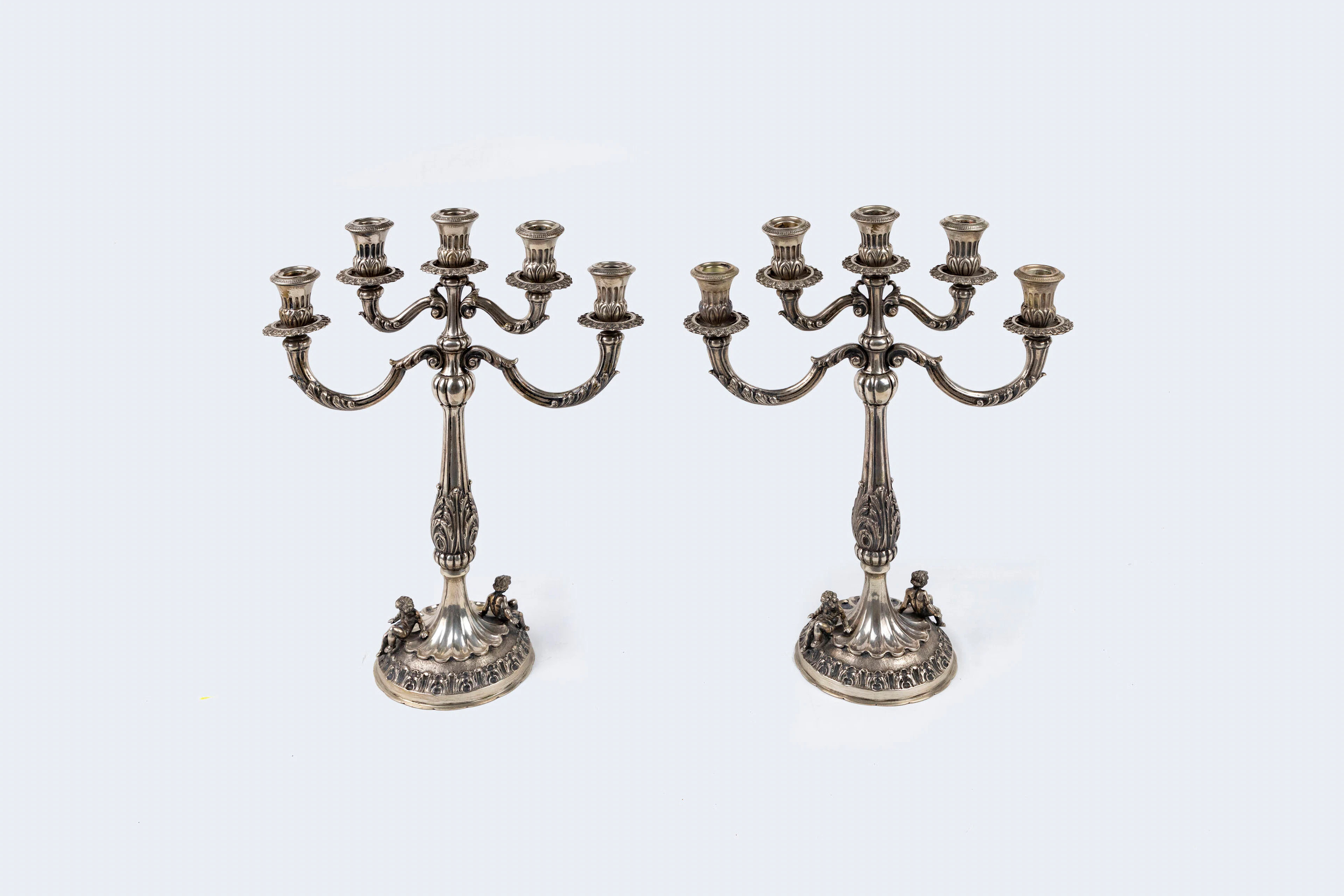 COPPIA DI CANDELIERI IN ARGENTO