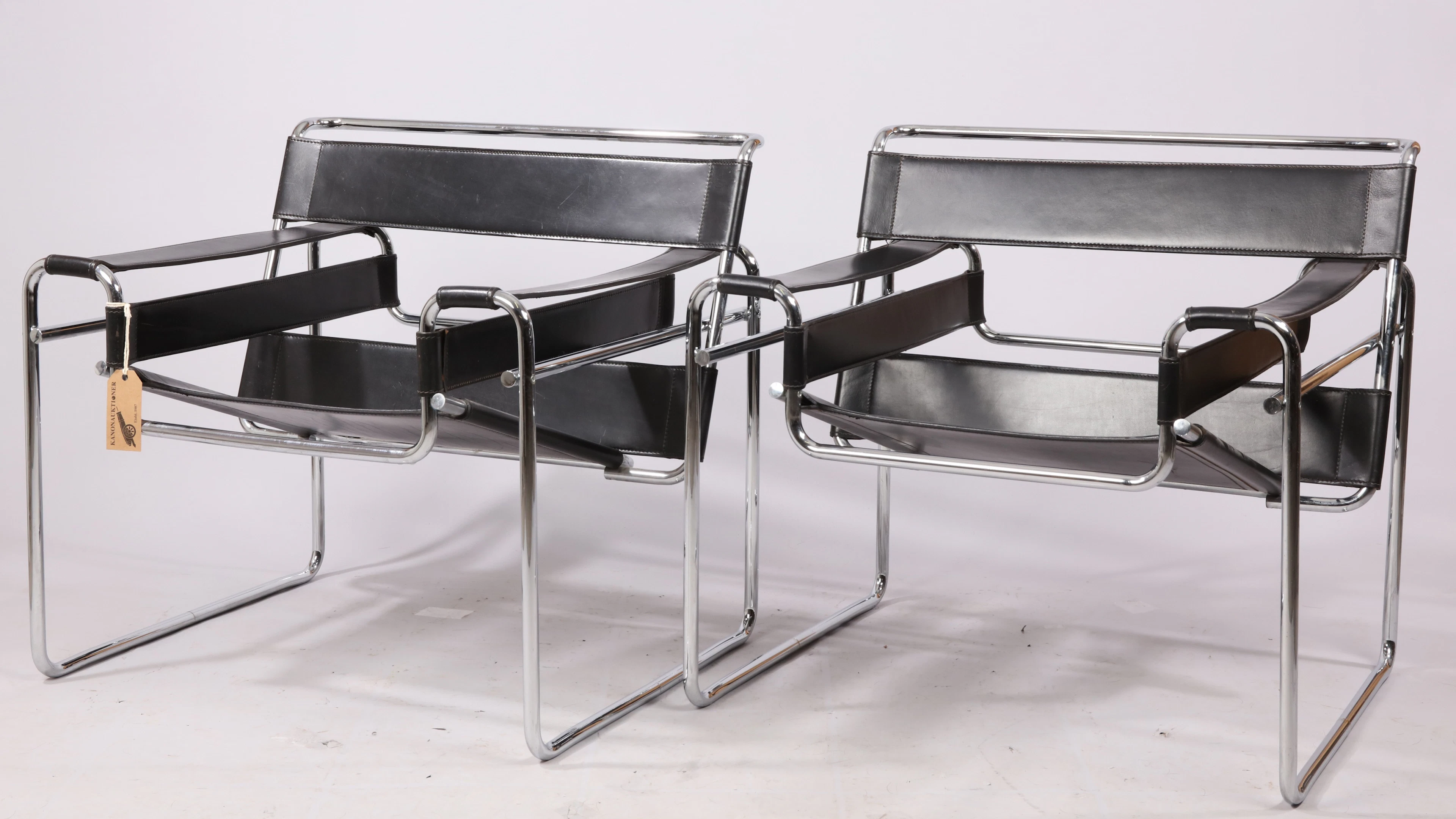 FÅTÖLJER, ett par, "Wassily Lounge Chair"