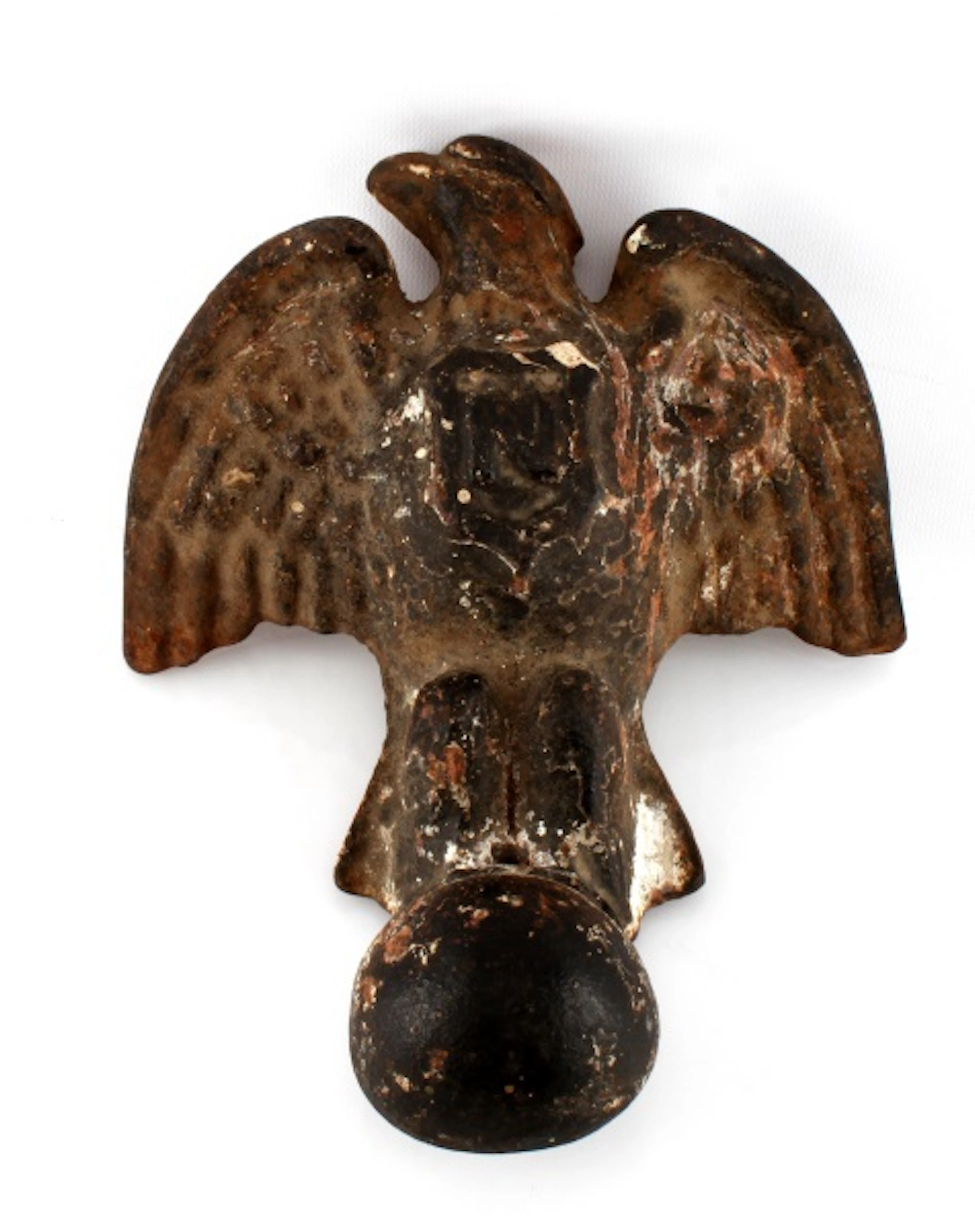 Cast iron federal eagle on cannonball n on breast