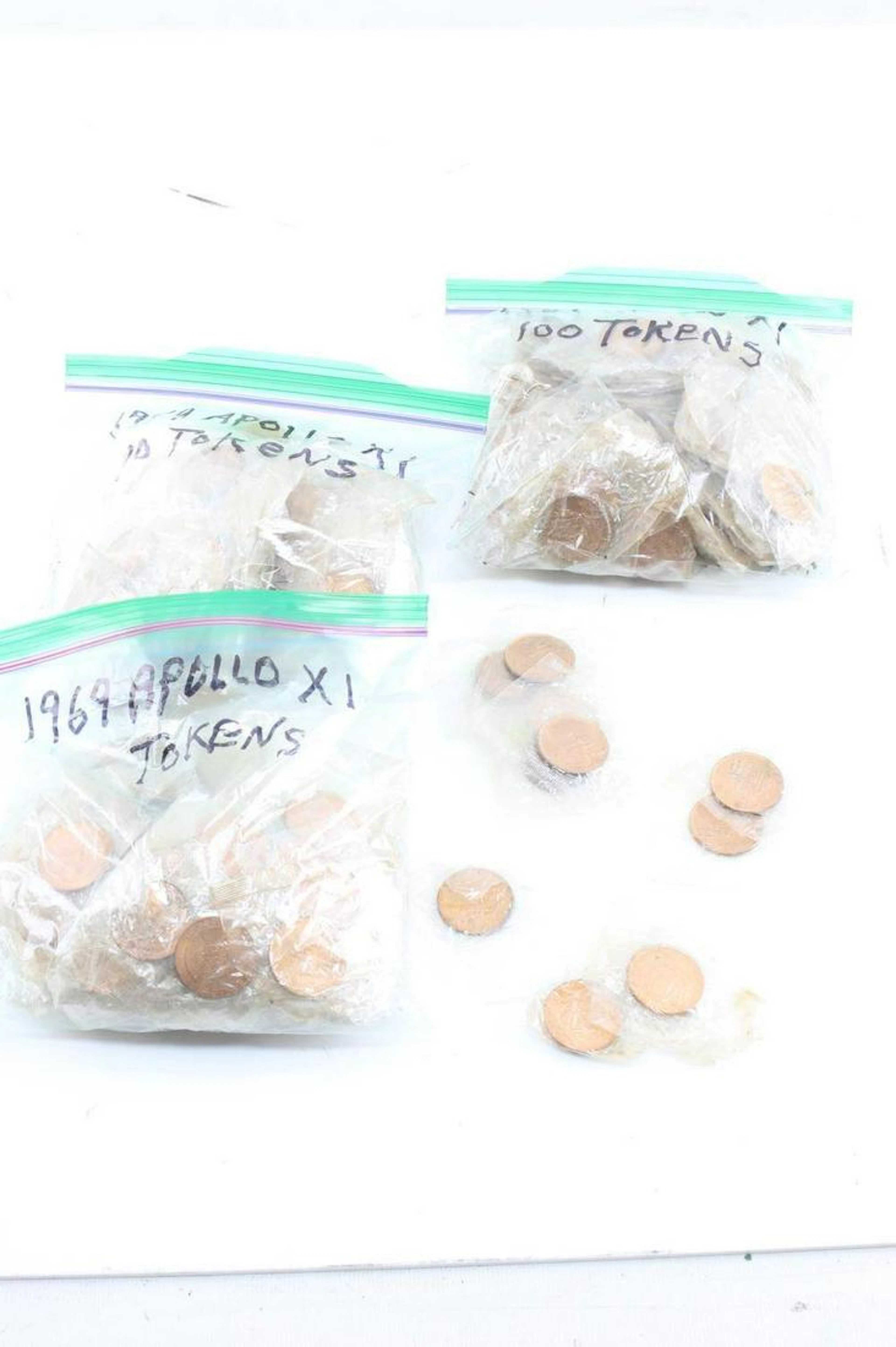 Lot 1969 apollo xi sealed commemorative coins