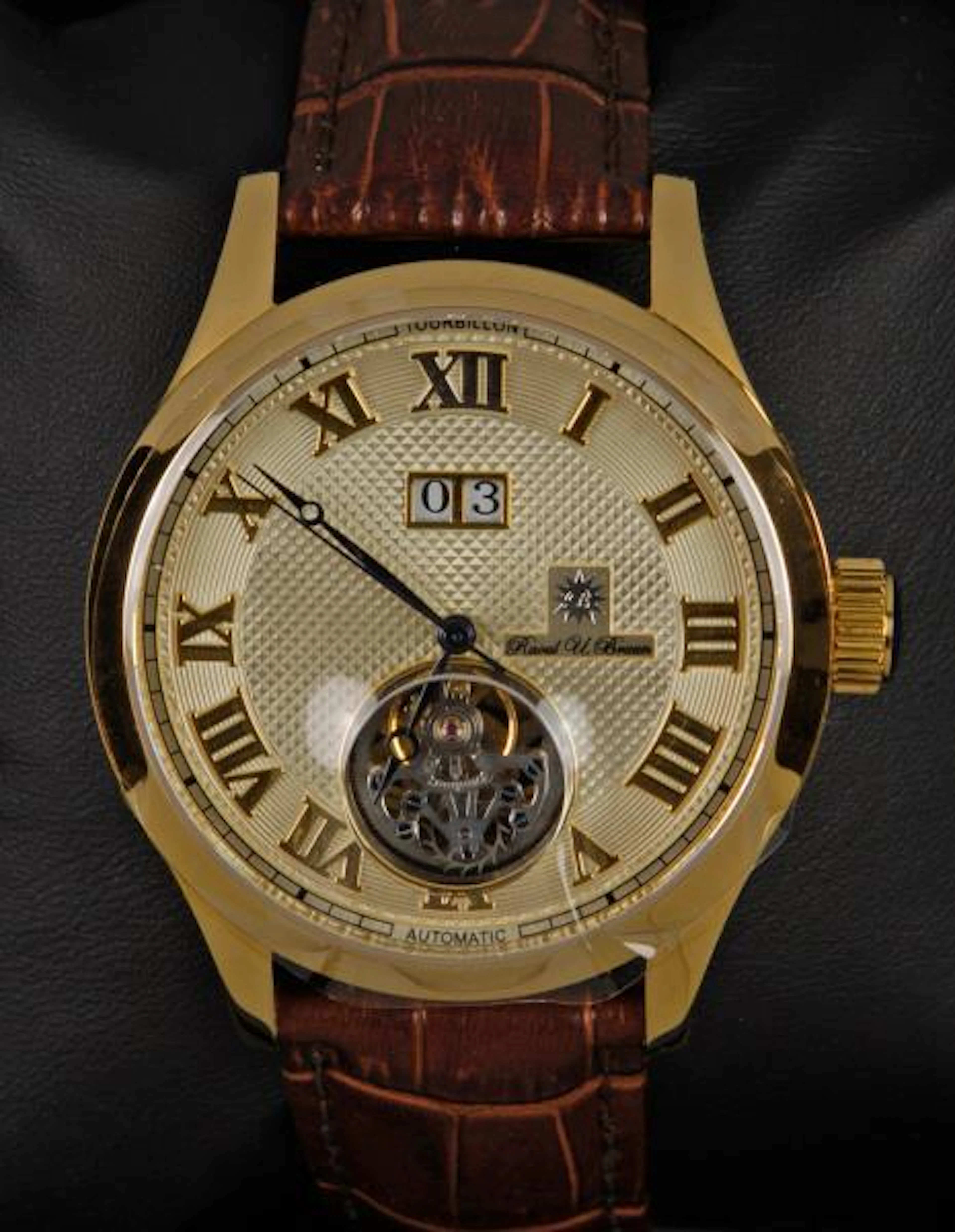 Uhren: Herrenarmbanduhr von Raoul U