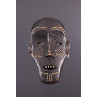 Masque Ngbaka (N° 23833) Dépôt vente