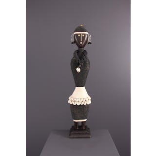 Grande poupée perlée d'Afrique du sud (N° 25741)