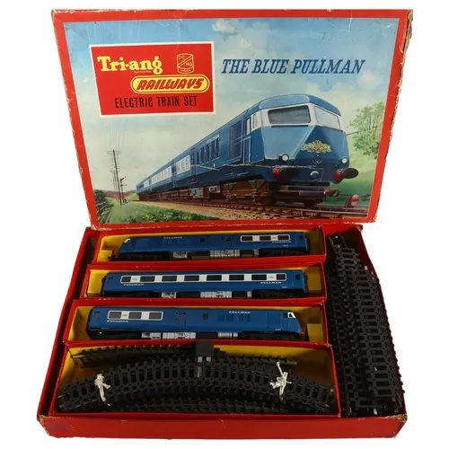 TRI-ANG - an HO/OO gauge electric train set, a blue Pullman,... | Barnebys